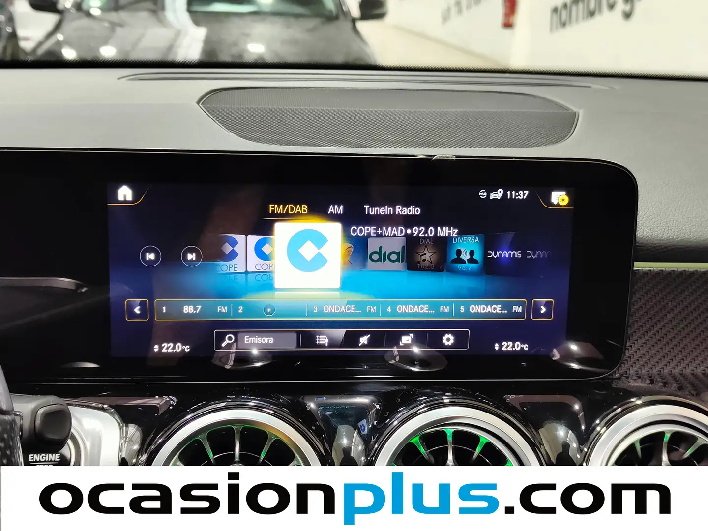 Foto Mercedes GLB Mercedes-Benz GLB 200 (163 CV) AMG Pack