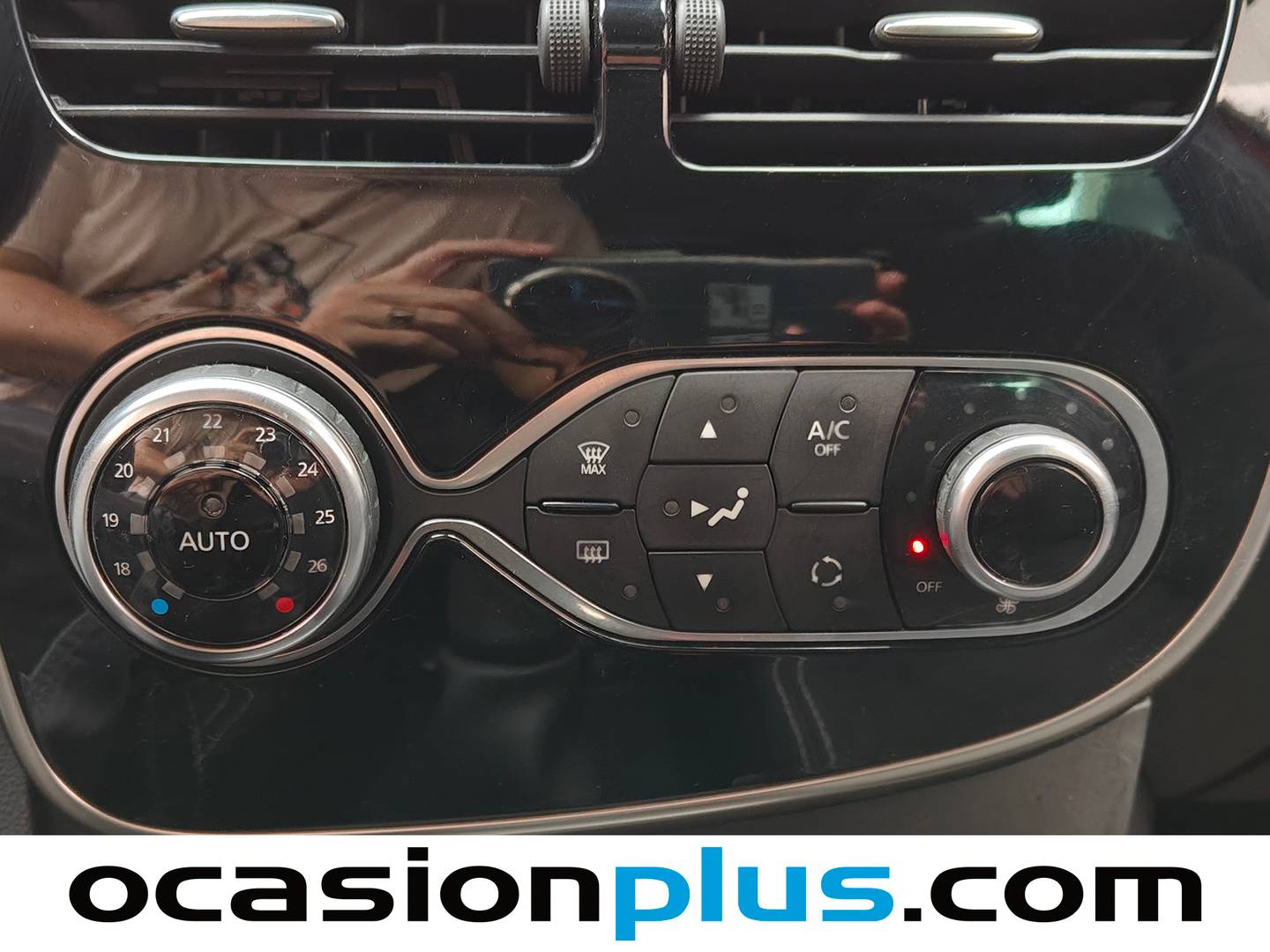 Equipamiento del Renault Clio Renault Clio Limited 1.2 16v (75 CV)
