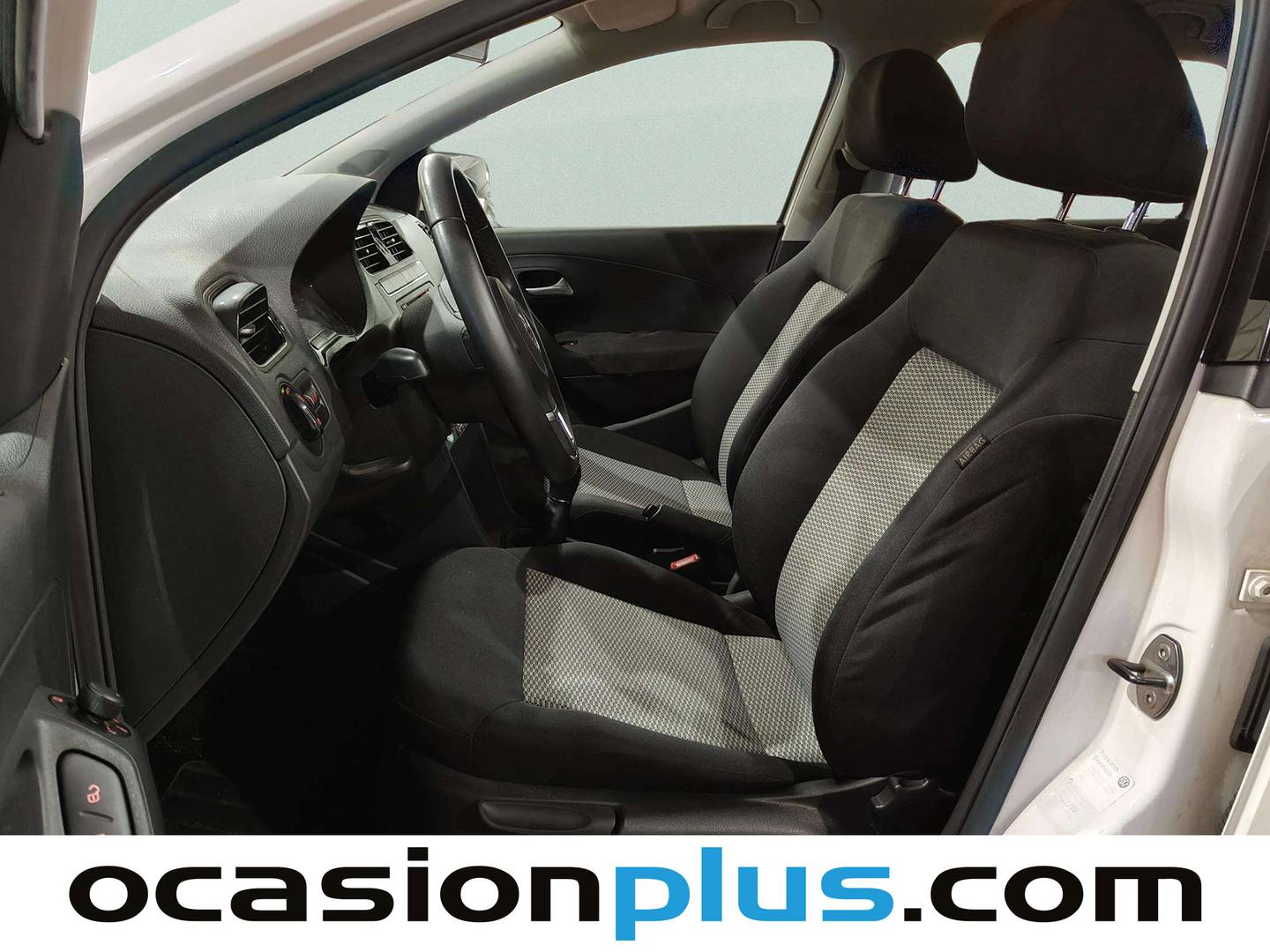 Foto asientos delanteros Volkswagen Polo Volkswagen Polo Advance 1.2 TSI (90 CV)
