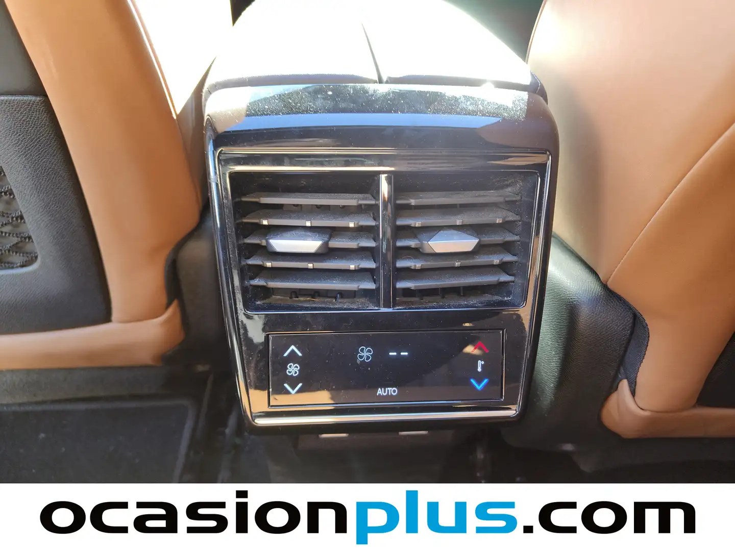 Foto DS DS 7 Crossback E-Tense DS DS7 Crossback E-Tense 300 Grand Chic 4WD Auto (300 CV)