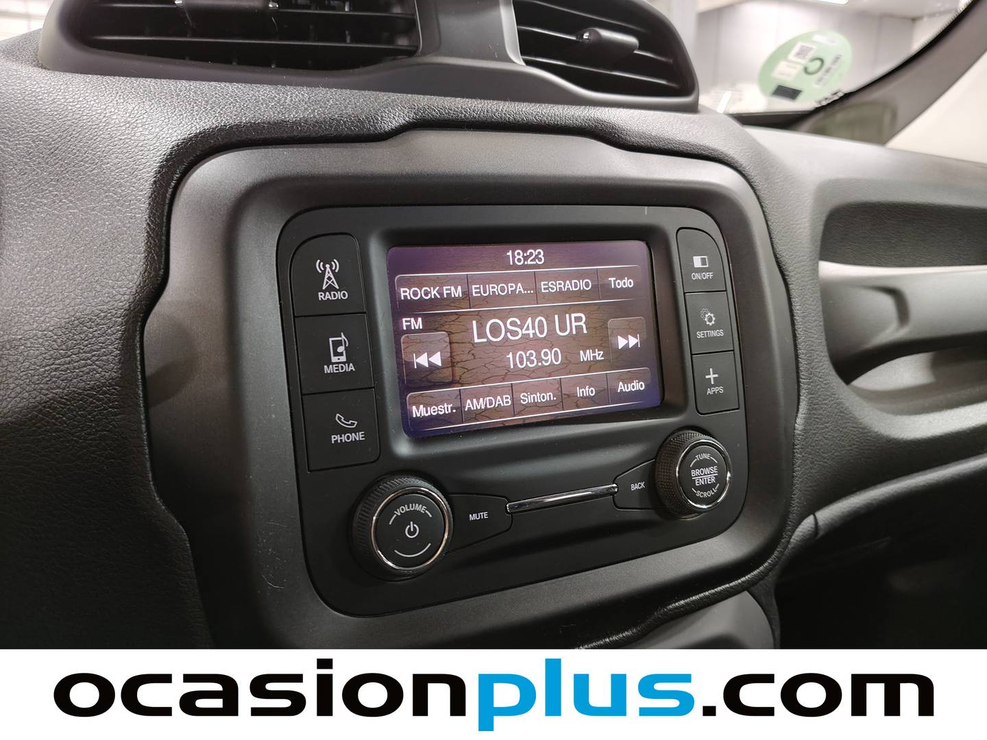 Extras y acabados del Jeep Renegade Jeep Renegade 1.0G Sport 4x2 (120 CV)