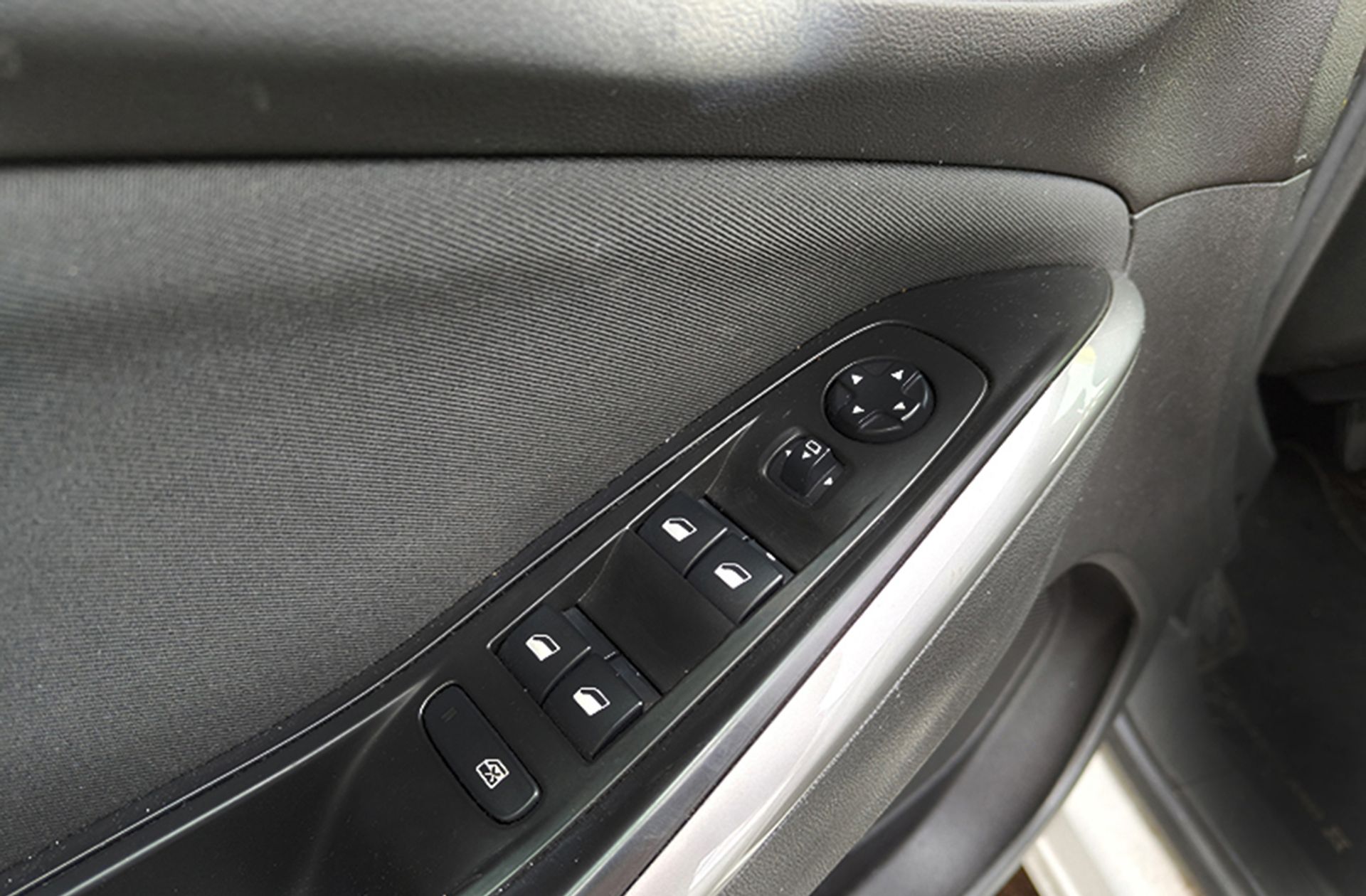 Opel Grandland 1.5 CDTi Design Line - foto 27