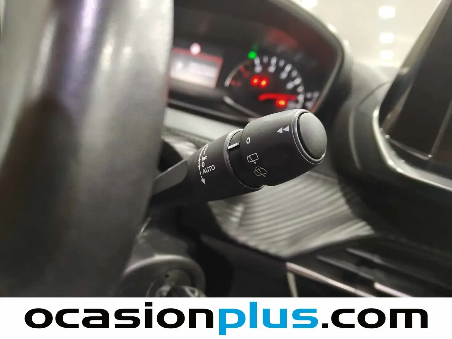 Foto Peugeot 2008 Peugeot 2008 PureTech 100 S&S Allure (100 CV)