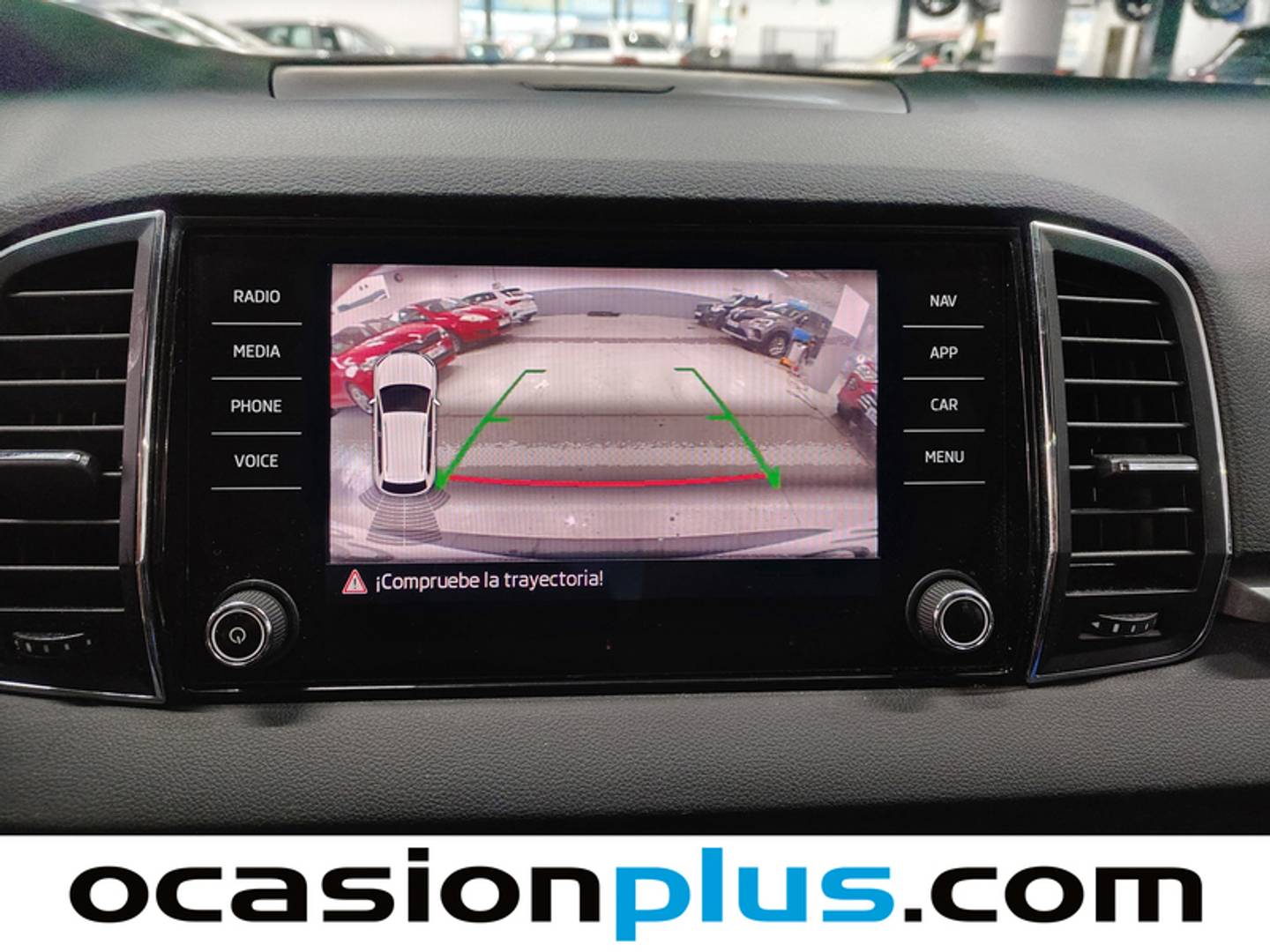 Foto Skoda Karoq Skoda Karoq 1.5 TSI ACT Ambition DSG (150 CV)