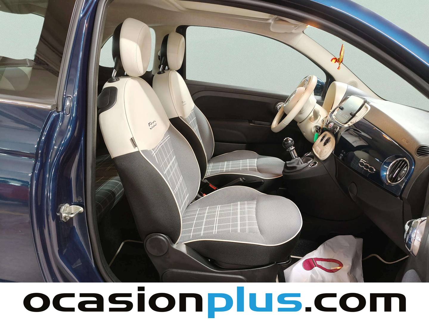 Foto Fiat 500 Fiat 500 1.2 8v Lounge (69 CV)