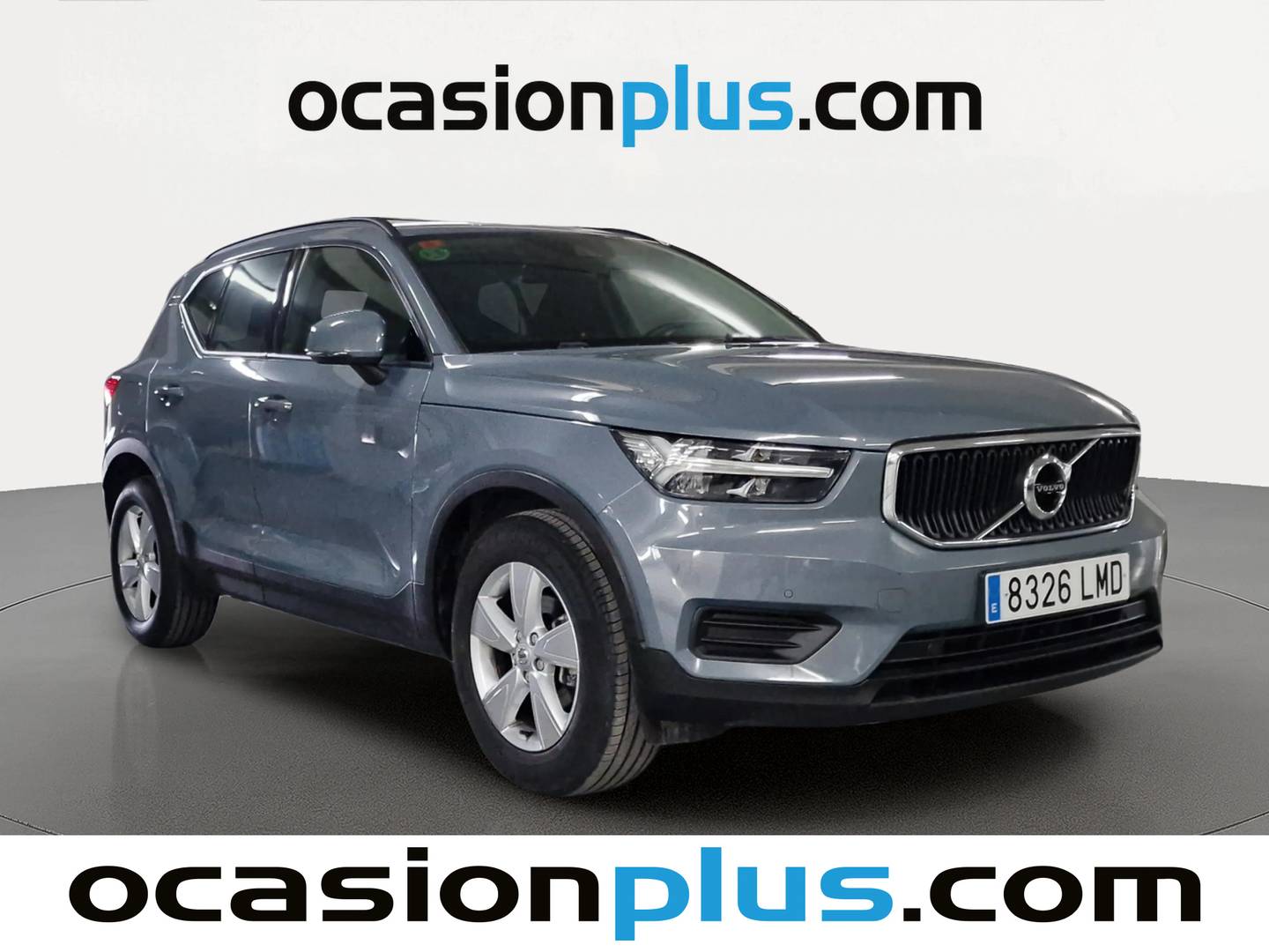 Foto delantera Volvo XC40 Volvo XC40 T2 Momentum Core (129 CV) derecha