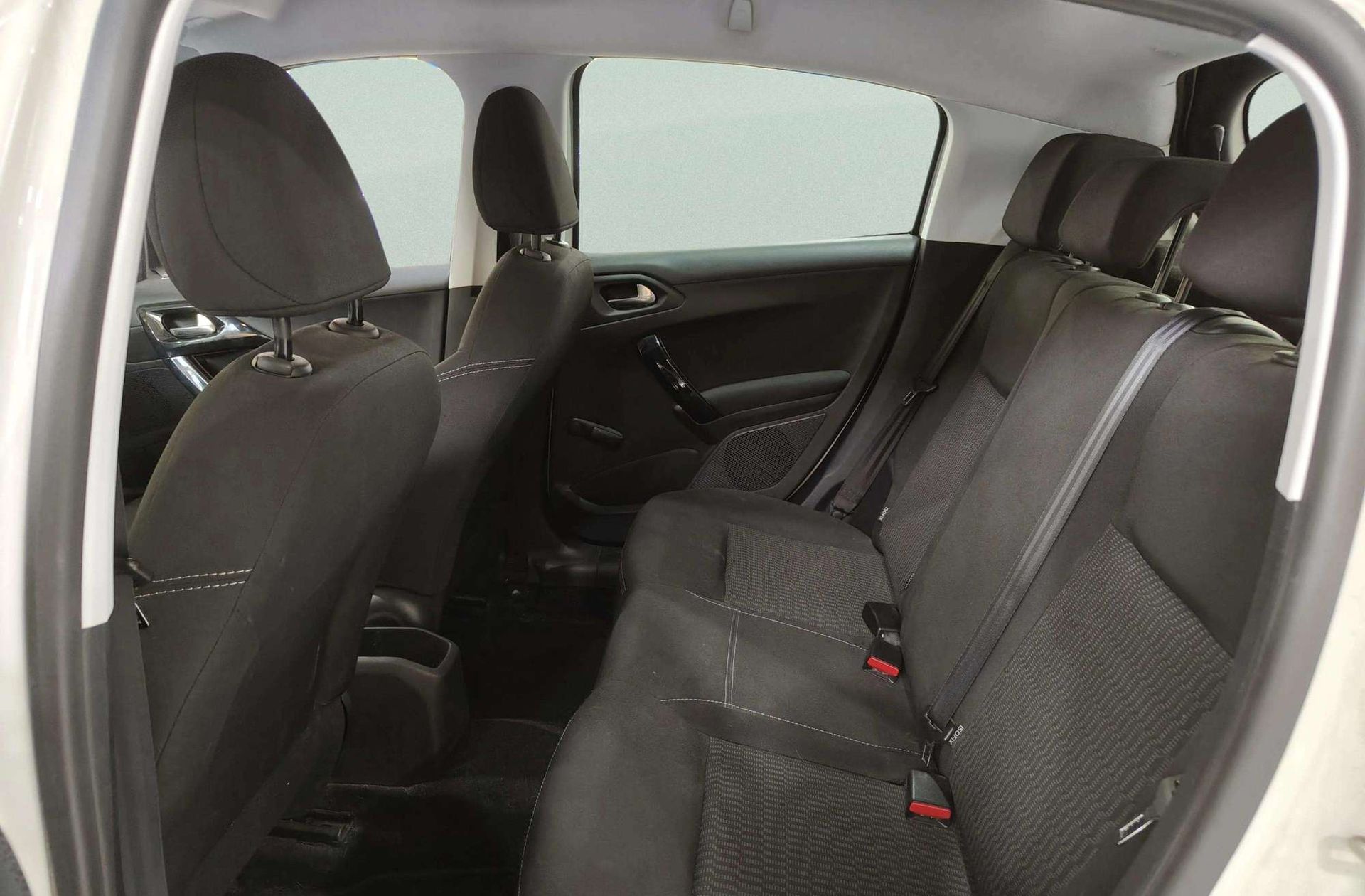 Peugeot 208 1.2 PureTech Active - foto 12