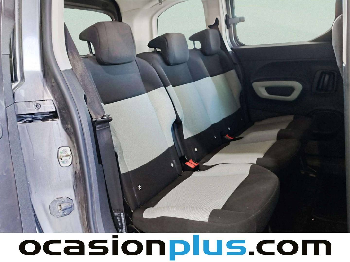 Citroën Berlingo Citroën Berlingo Combi PureTech 110 S&S Talla M 100 Años (110 CV) km 0
