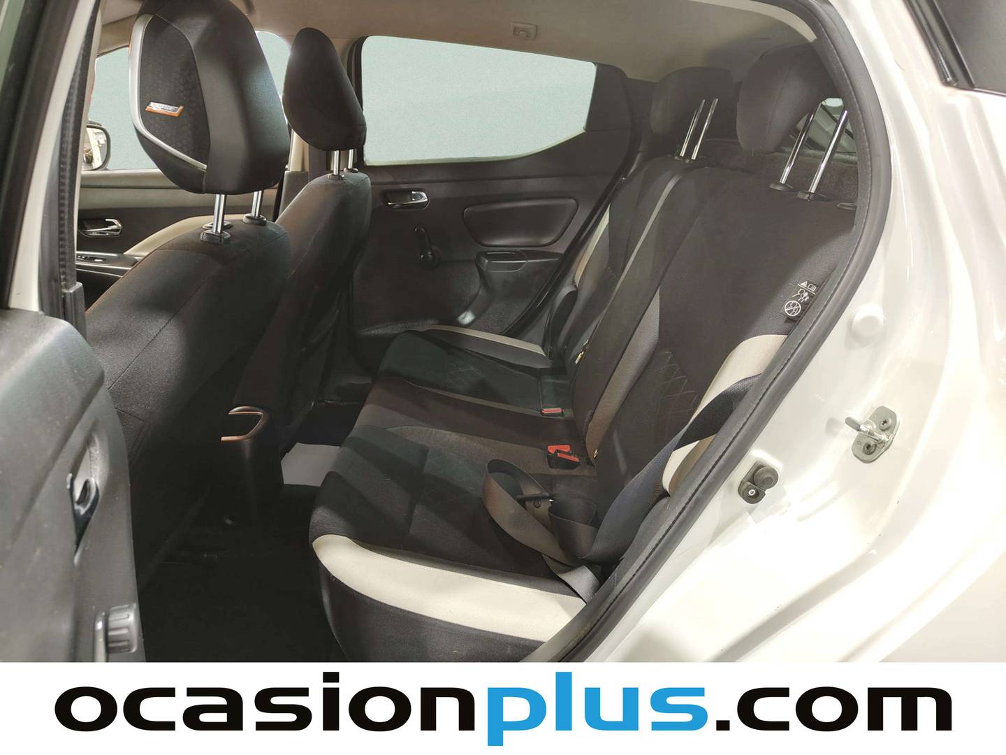 Foto asientos traseros Nissan Micra Nissan Micra 1.0 G Acenta (71 CV)