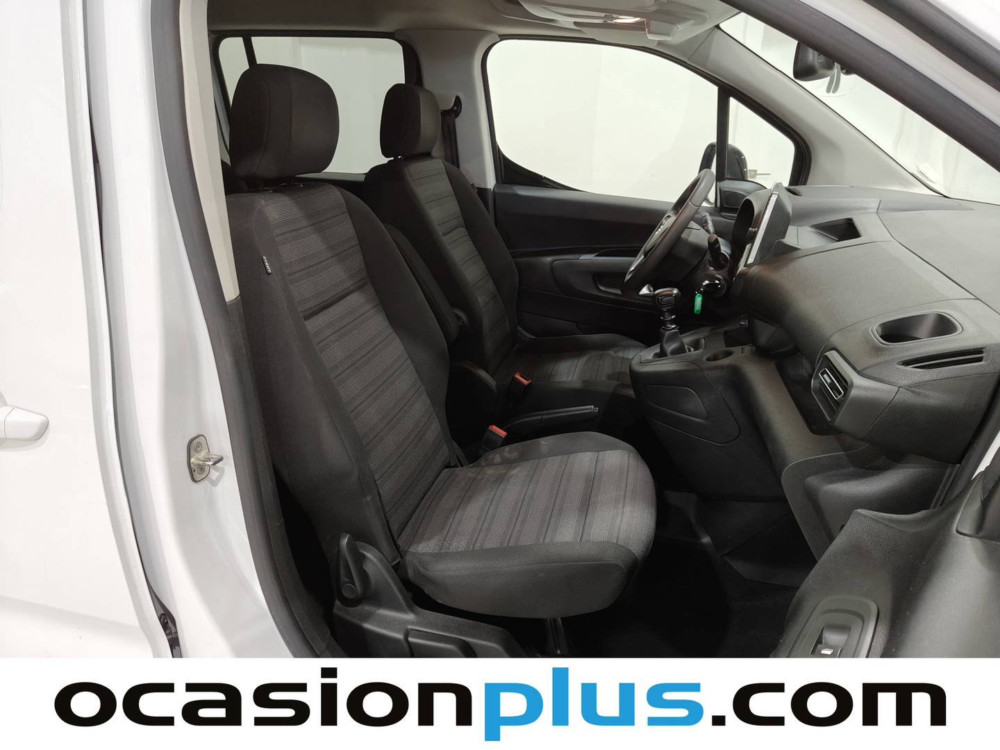 Foto Opel Combo Life Opel Combo Life 1.5 TD Business Edition Plus L1  (102 CV)