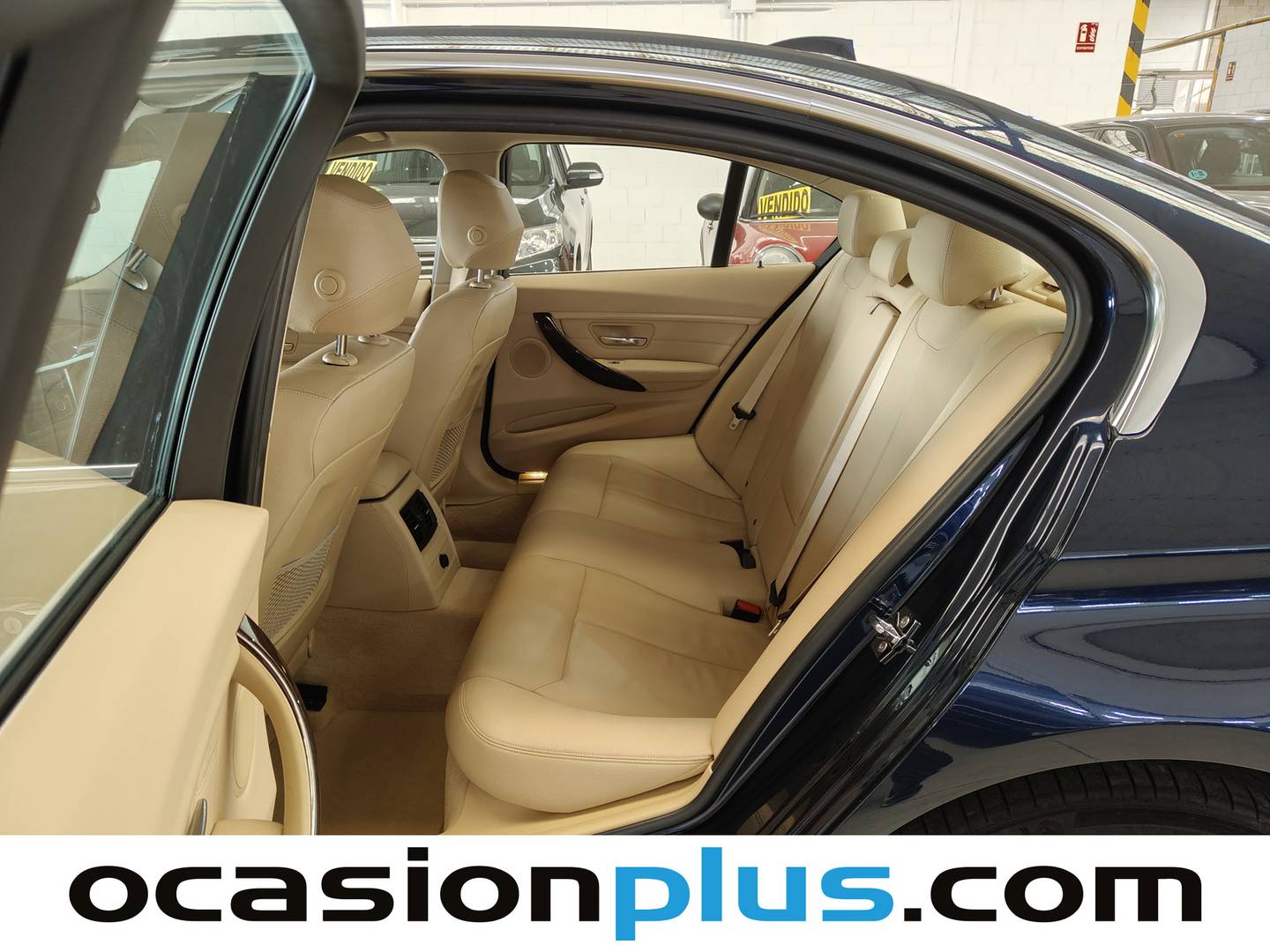 Foto asientos traseros BMW Serie 3 BMW Serie 3 320d Luxury (184 CV)