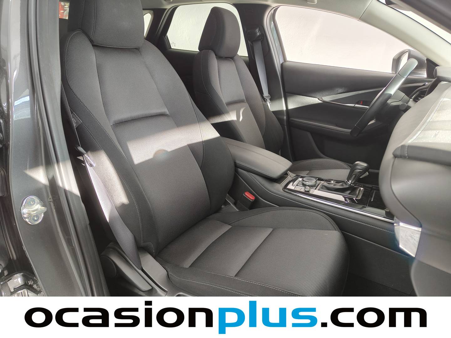 Foto Mazda CX-30 Mazda CX-30 2.0 Skyactiv-X Evolution 2WD AT (186 CV)