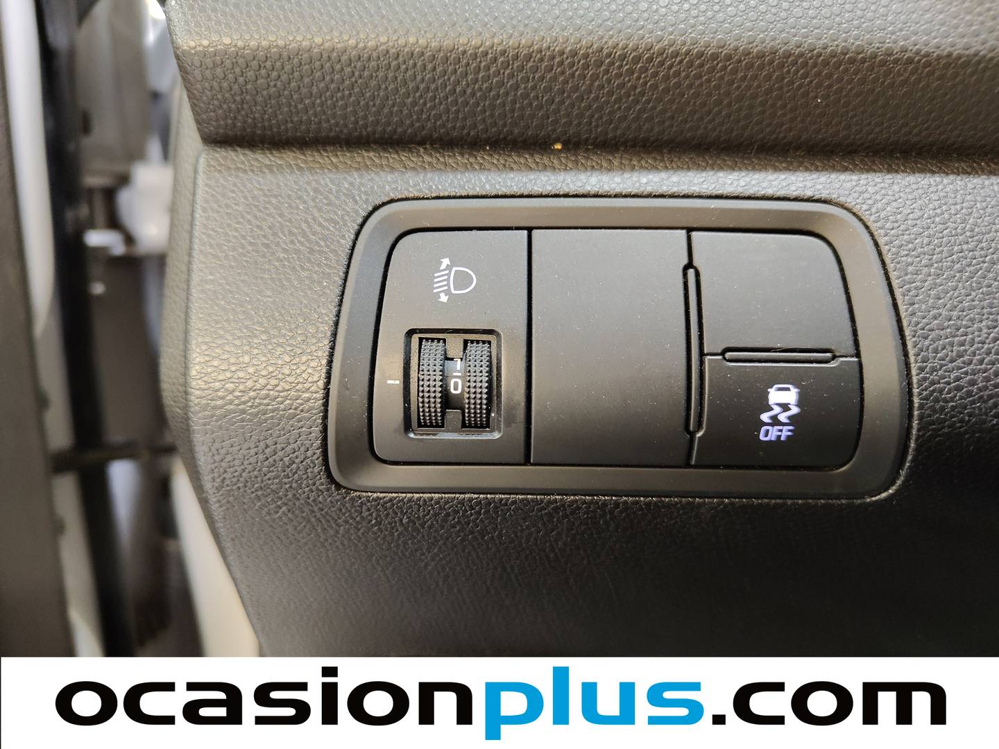 Paquetes del Hyundai i20 Hyundai i20 1.2 MPI Essence LE (75 CV)