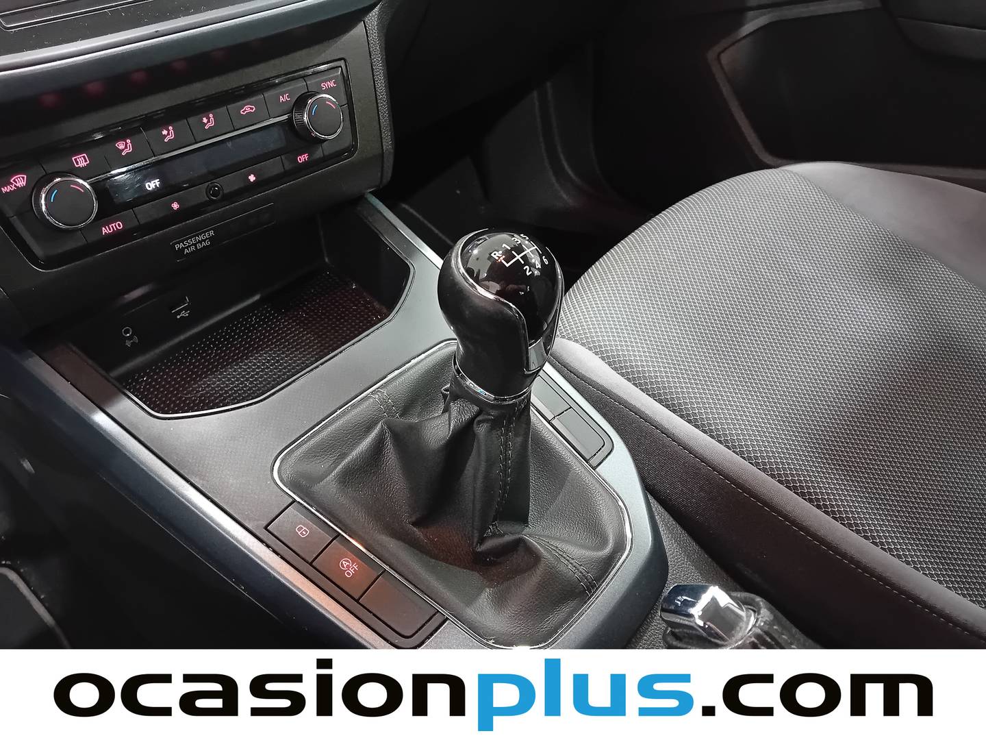 Foto Seat Arona SEAT Arona 1.0 TSI Ecomotive S&S Style (115 CV)