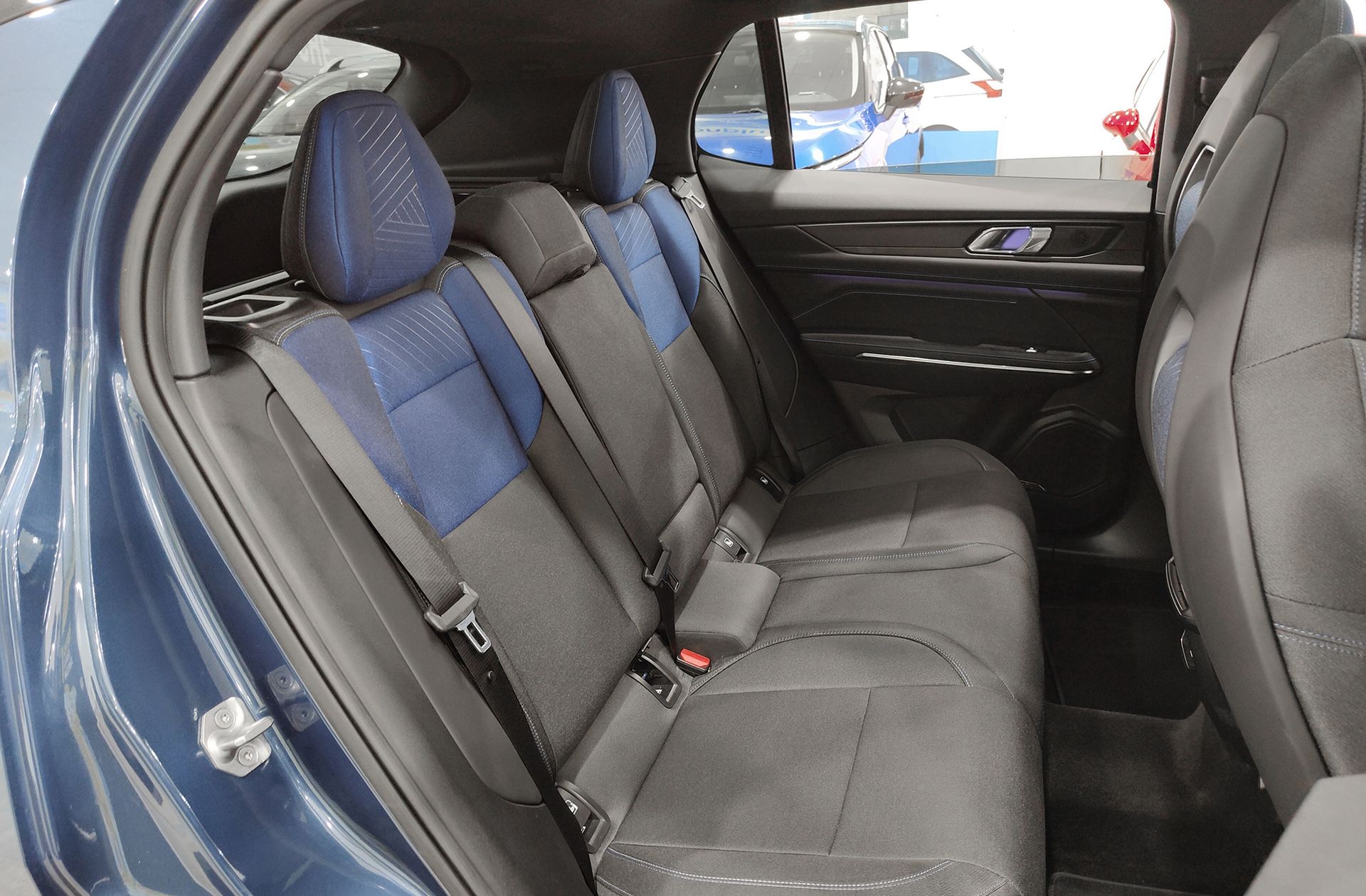 Lynk & Co 01 1.5 PHEV - foto 23