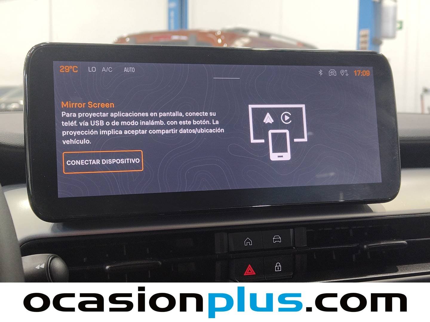 Equipamiento del Jeep Avenger Jeep Avenger 1.2 eHybrid Altitude (100 CV)