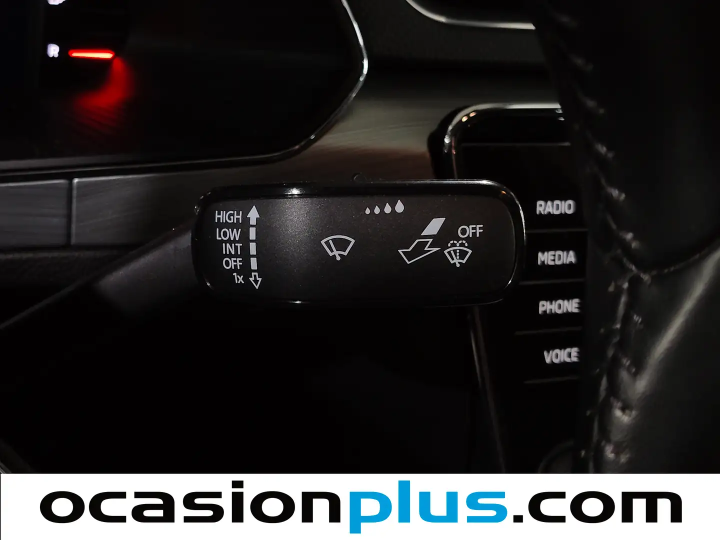 Foto Skoda Superb Skoda Superb 1.5 TSI Ambition DSG (150 CV)