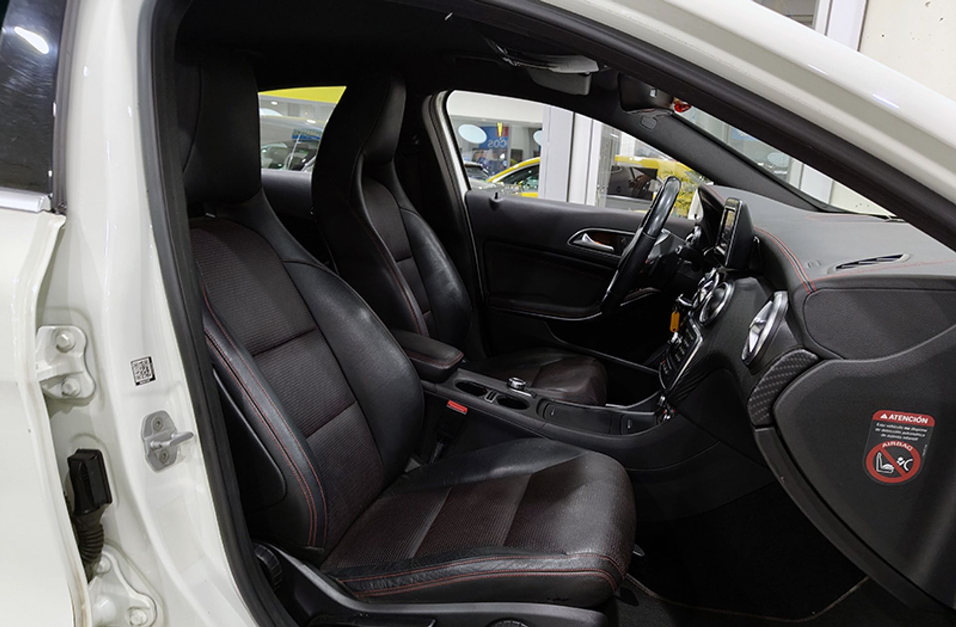 Mercedes-Benz Clase A 200 CDI AMG Line - foto 17