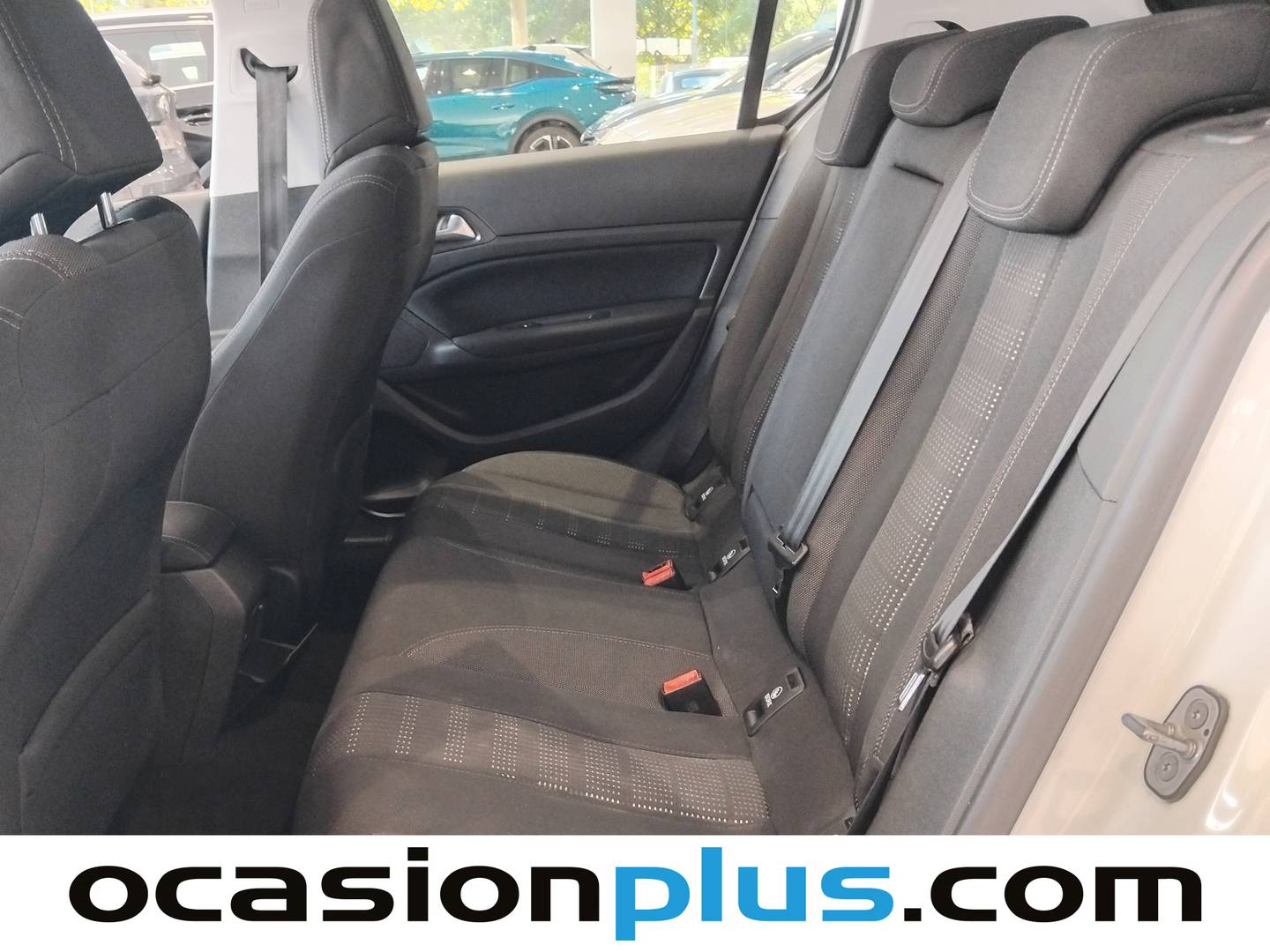 Foto asientos traseros Peugeot 308 Peugeot 308 PureTech 130 S&S Allure (130 CV)