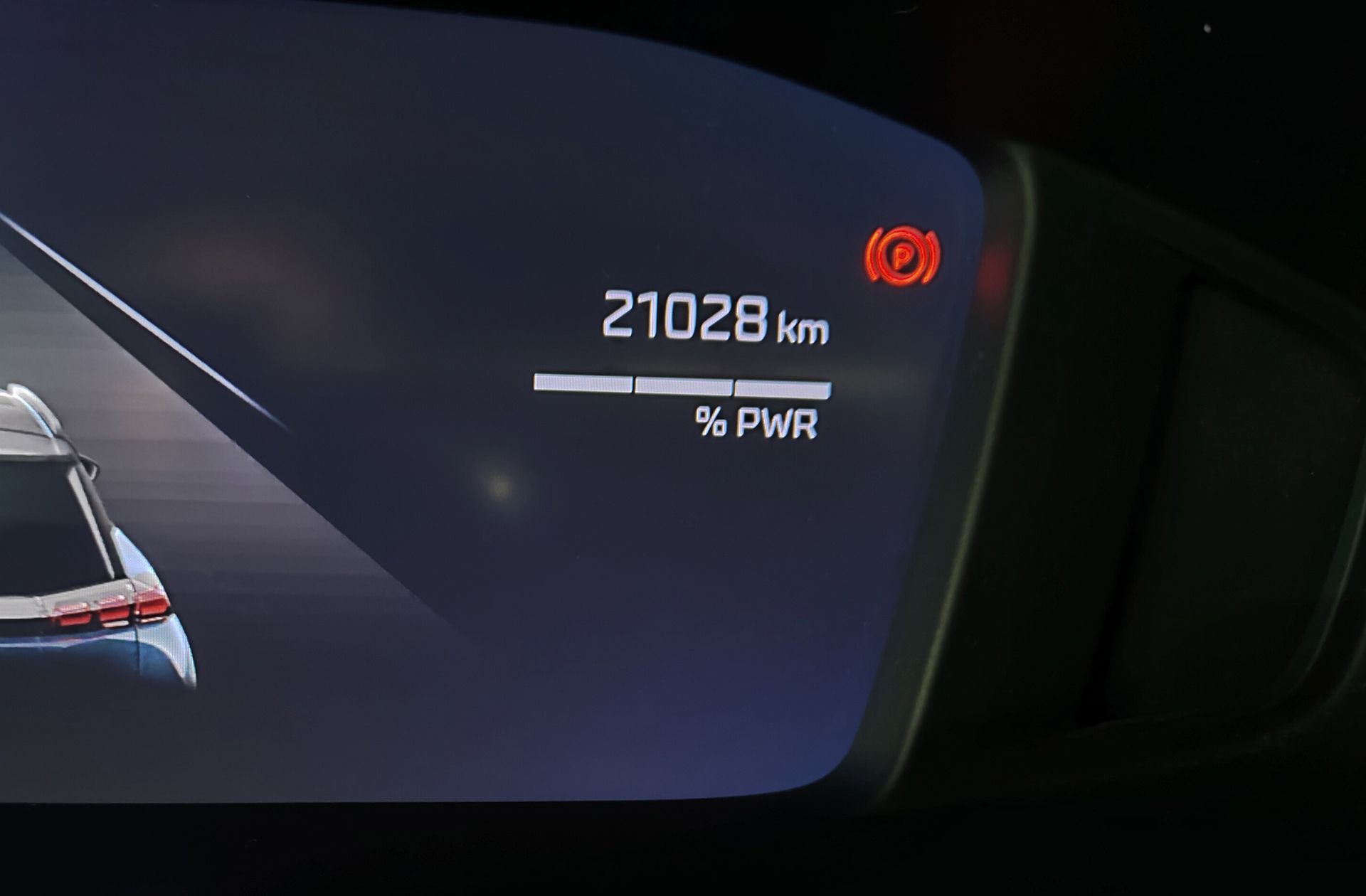 Peugeot 2008 Allure Hybrid eDCS6 - foto 9