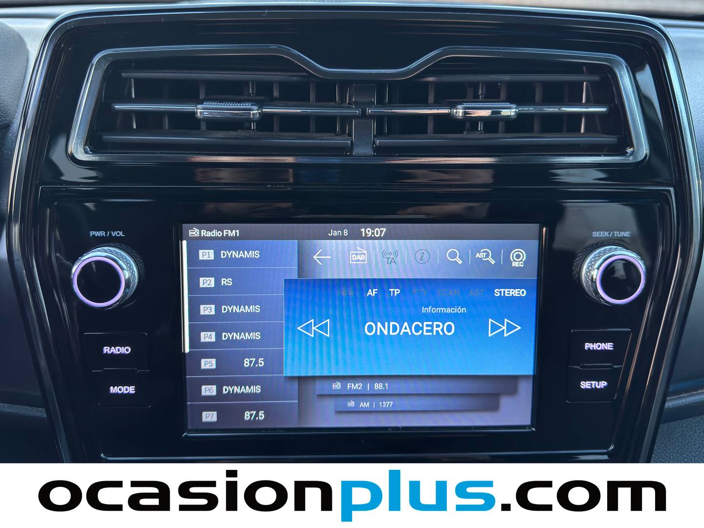 Foto SsangYong Tivoli Ssangyong Tivoli G12T Urban Plus (128 CV)