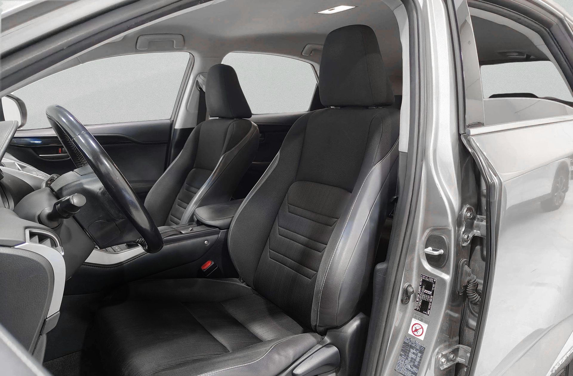 Lexus NX 300h Corporate 2WD Navibox - foto 10