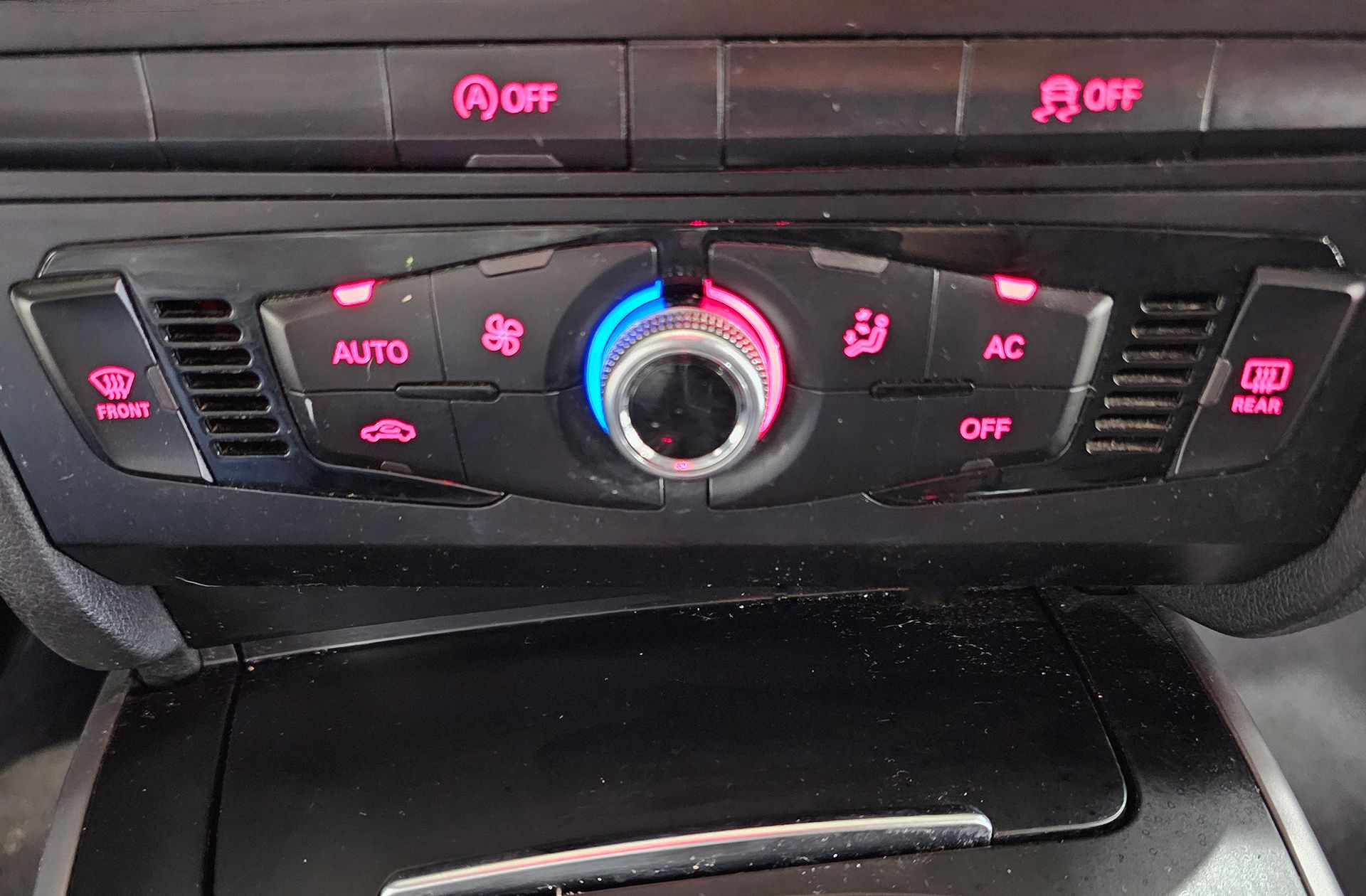 Audi A4 Avant 2.0 TDI multitronic - foto 32