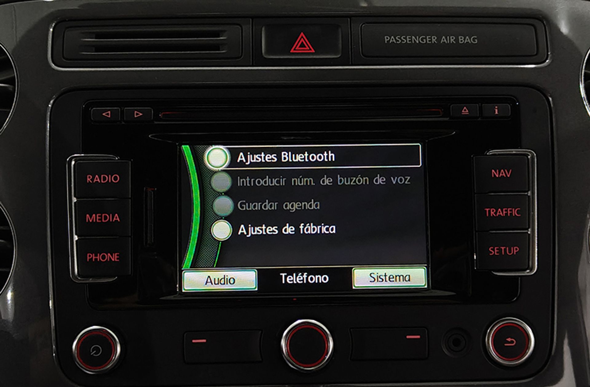 Volkswagen Tiguan Business 2.0 TDI BMT 4Motion - foto 30