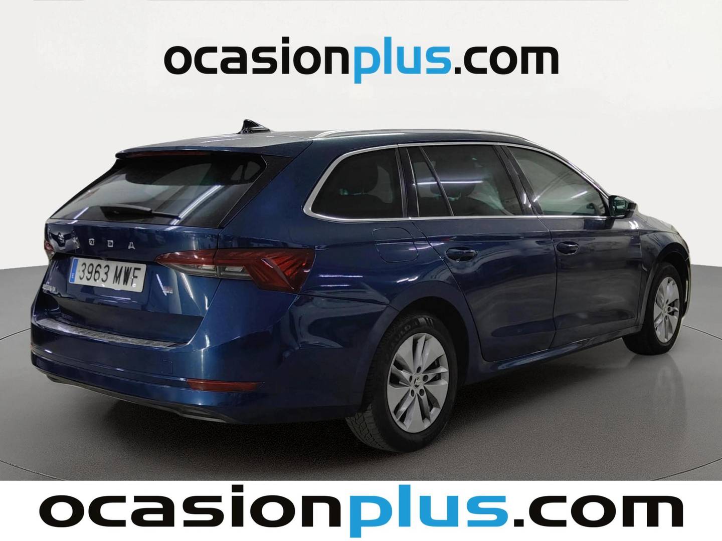 Foto trasera Skoda Octavia Skoda Octavia Combi 2.0 TDI Ambition DSG (150 CV) derecha