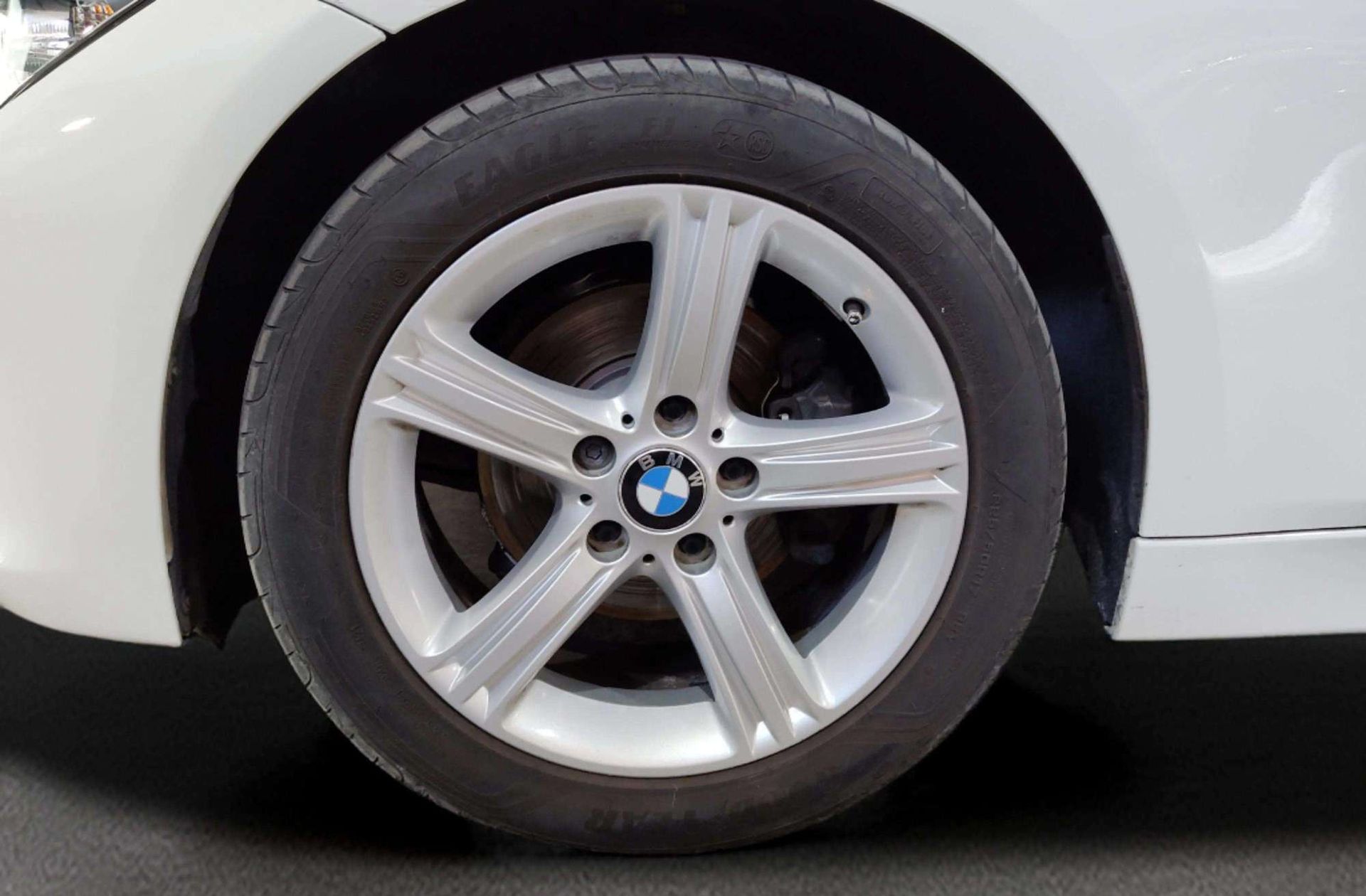 BMW Serie 3 318d - foto 39