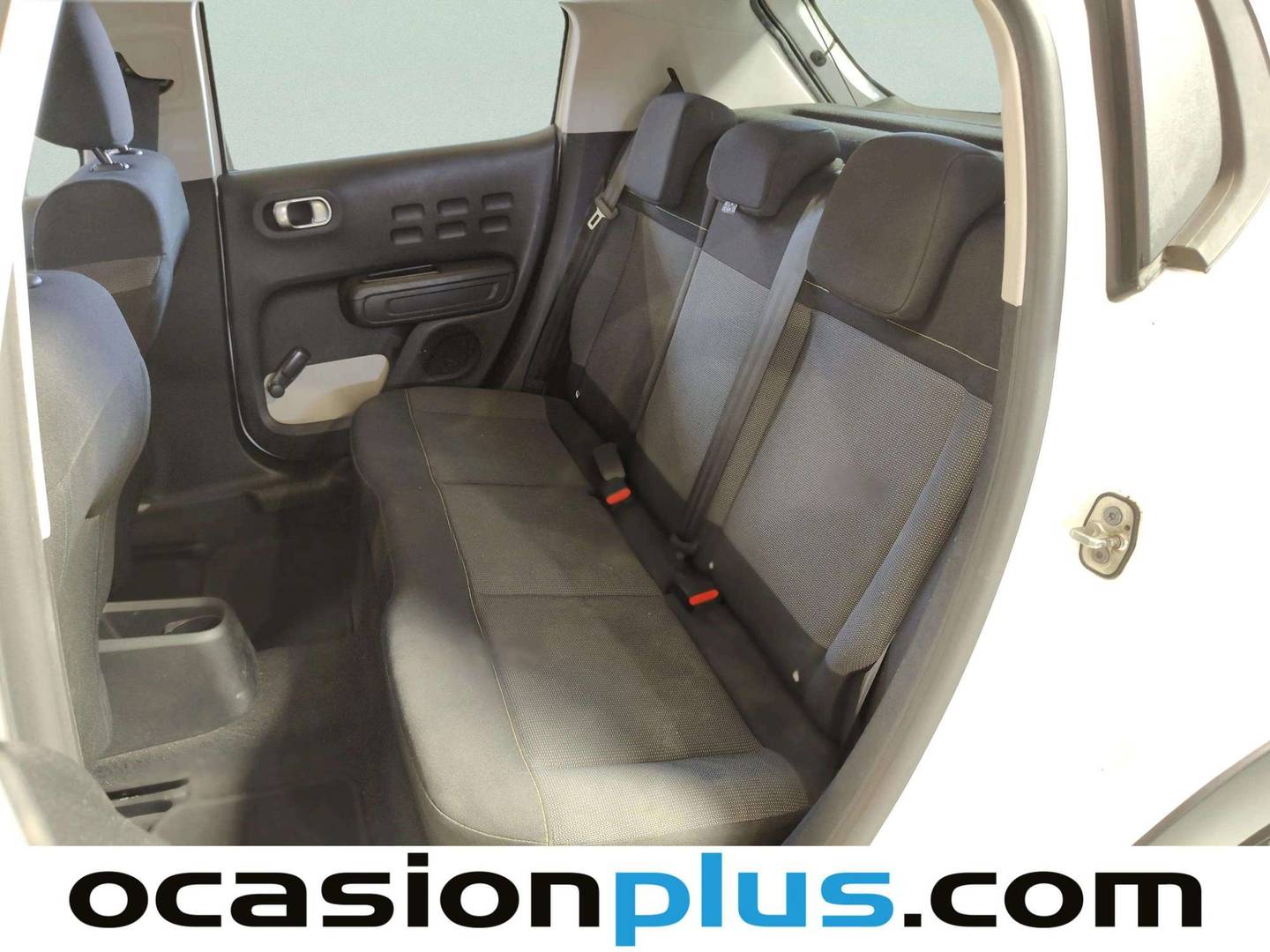 Foto asientos traseros Citroën C3 Citroën C3 PureTech 82 Feel (83 CV)