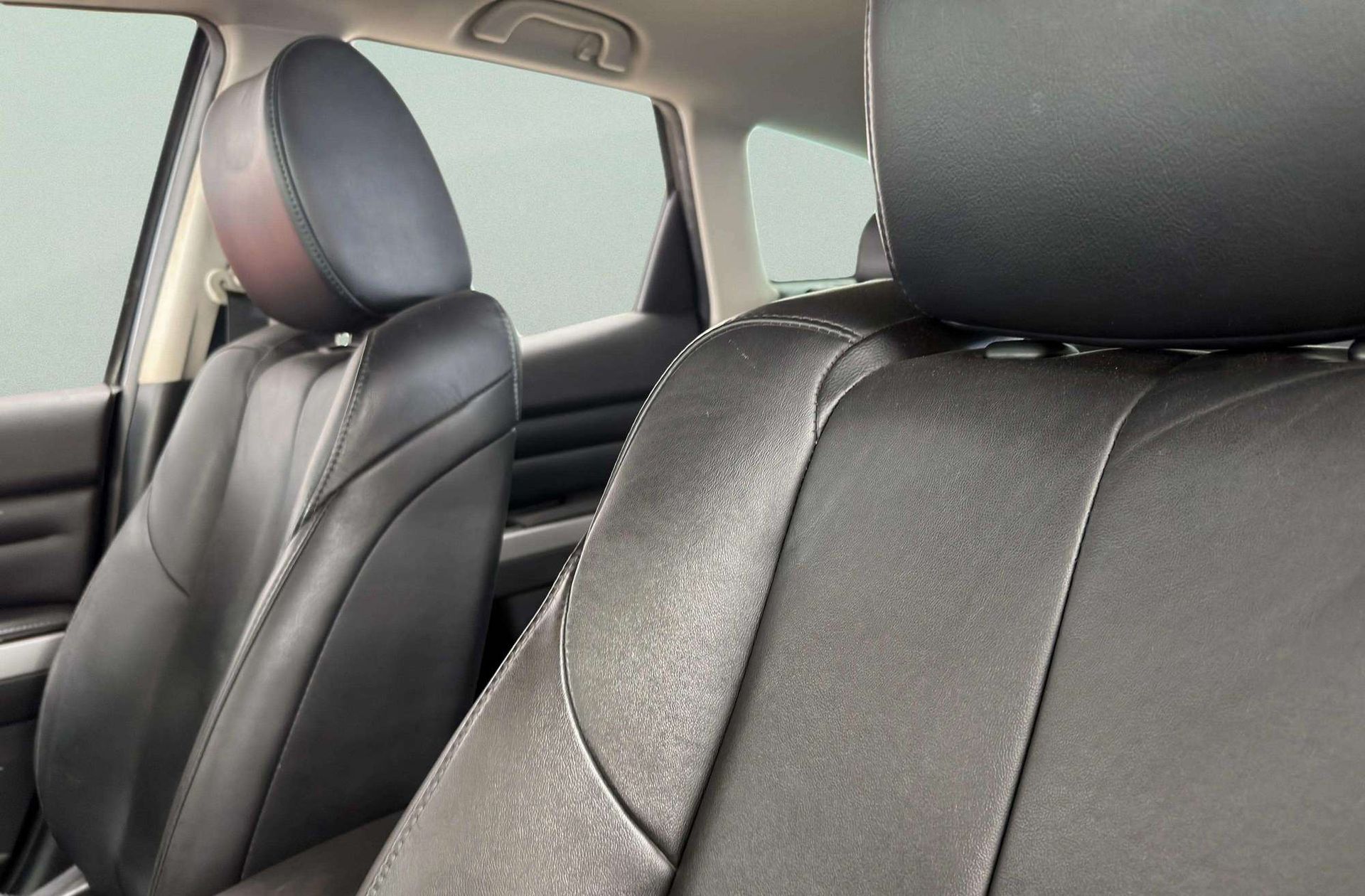 Mazda CX-7 2.2 Crtd Luxury - foto 6