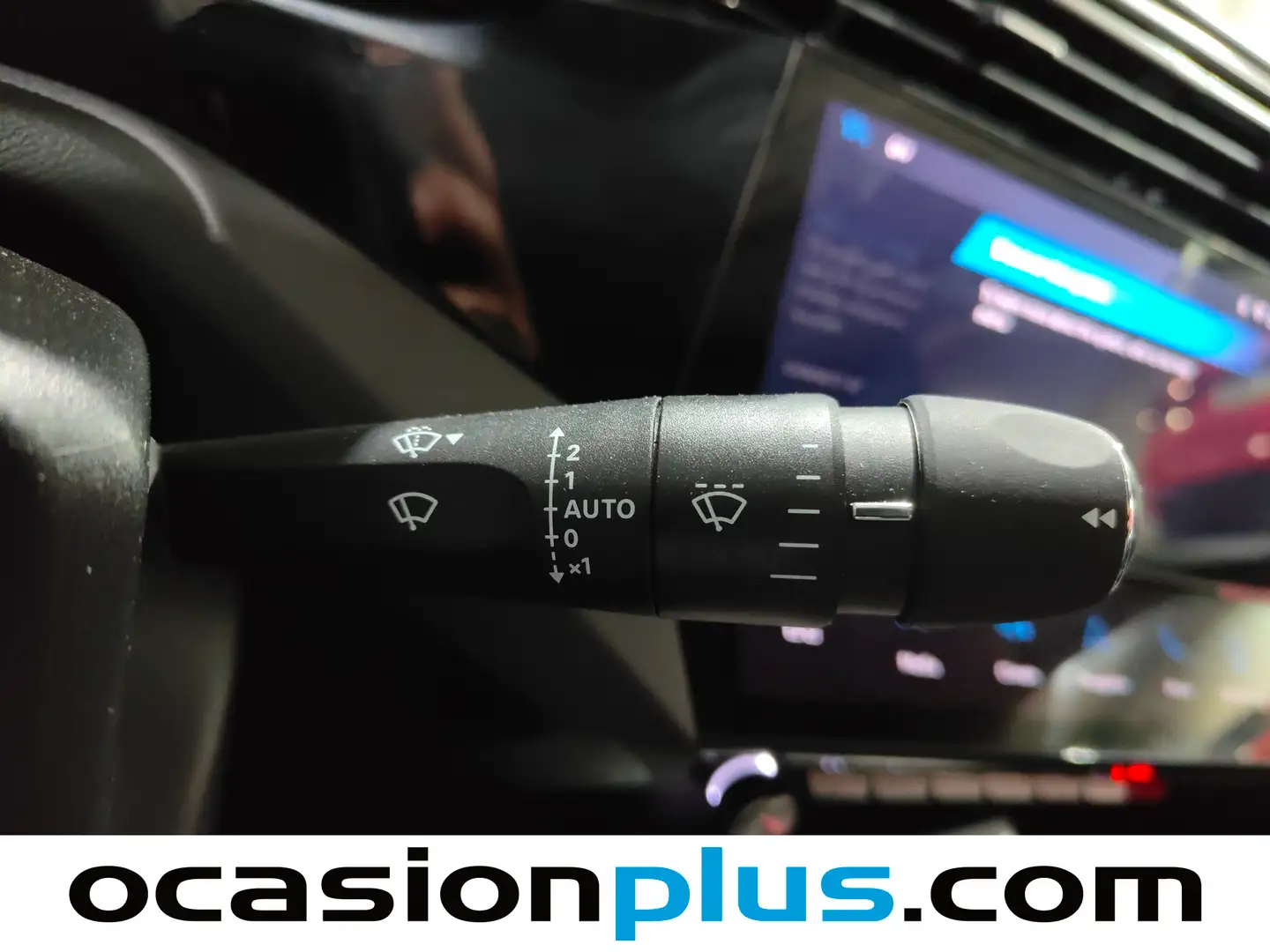 Foto Peugeot 408 Peugeot 408 Allure PHEV 180 e-EAT8 (181 CV)