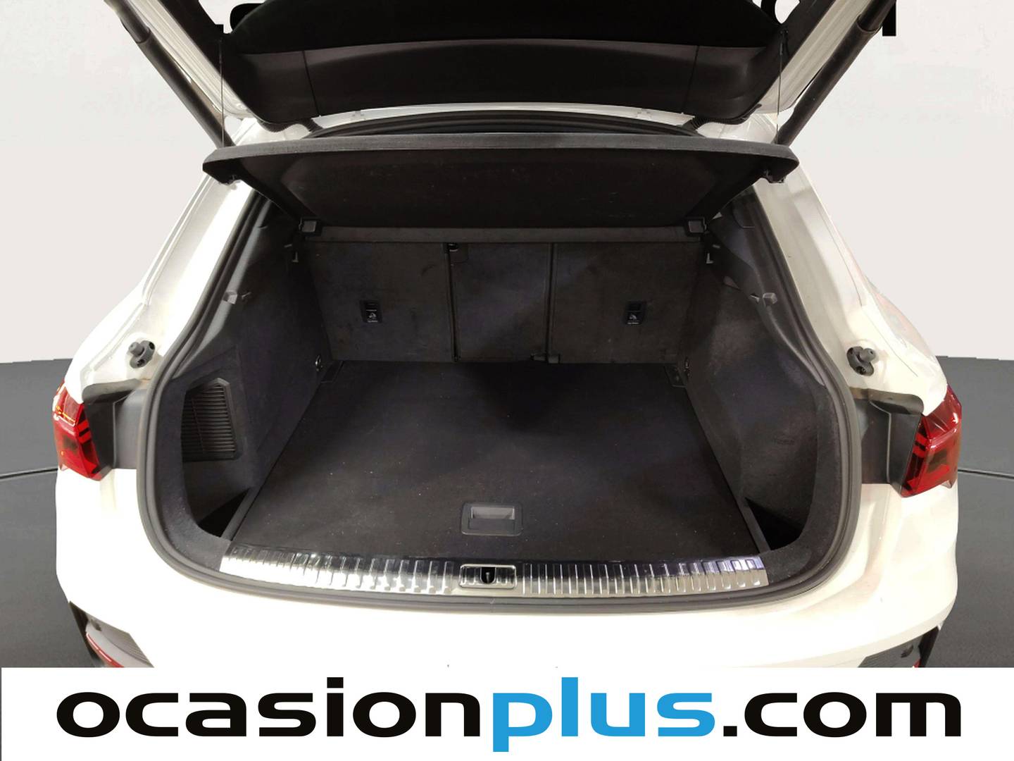 Fotos maletero Audi Q3 Sportback Audi Q3 Sportback TFSIe TFSIe S line 45 TFSI e (245 CV) S tronic