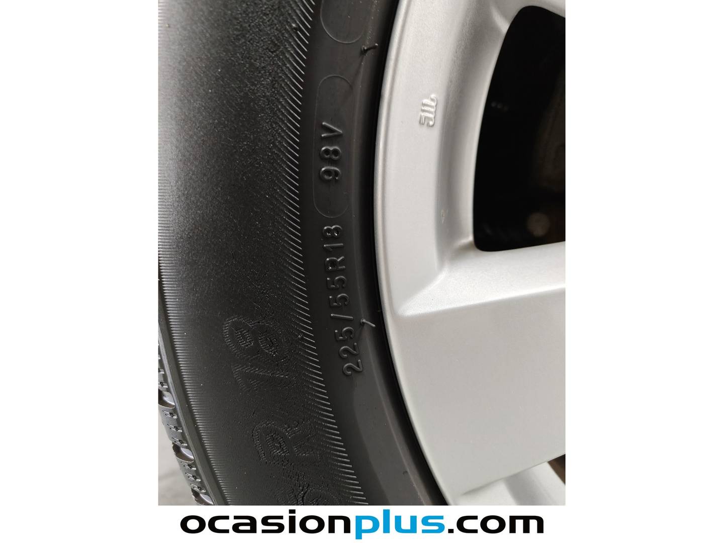 Foto Mitsubishi Outlander Mitsubishi Outlander 2.2 DI-D TC-SST Motion (156 CV) 7 Plazas