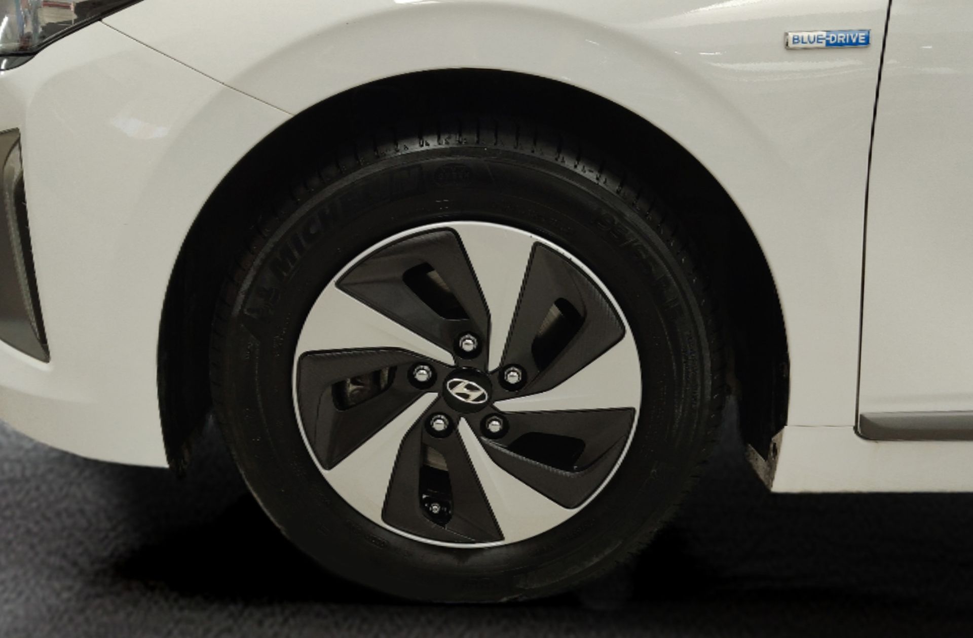 Hyundai Ioniq 1.6 GDI HEV Klass DT - foto 34