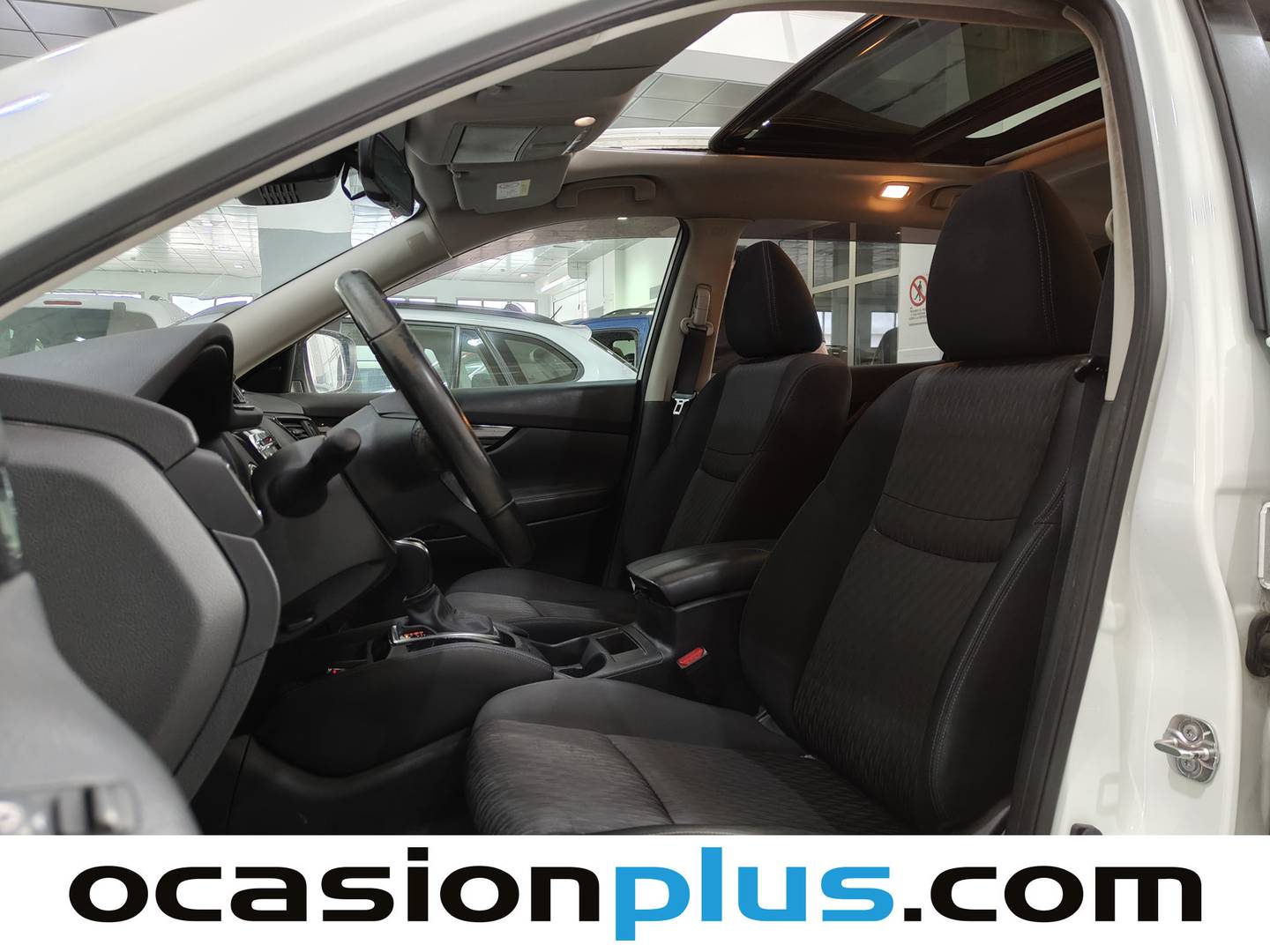 Foto asientos delanteros Nissan X-TRAIL Nissan X-Trail DIG-T 160 N-Connecta 4x2  (160 CV)