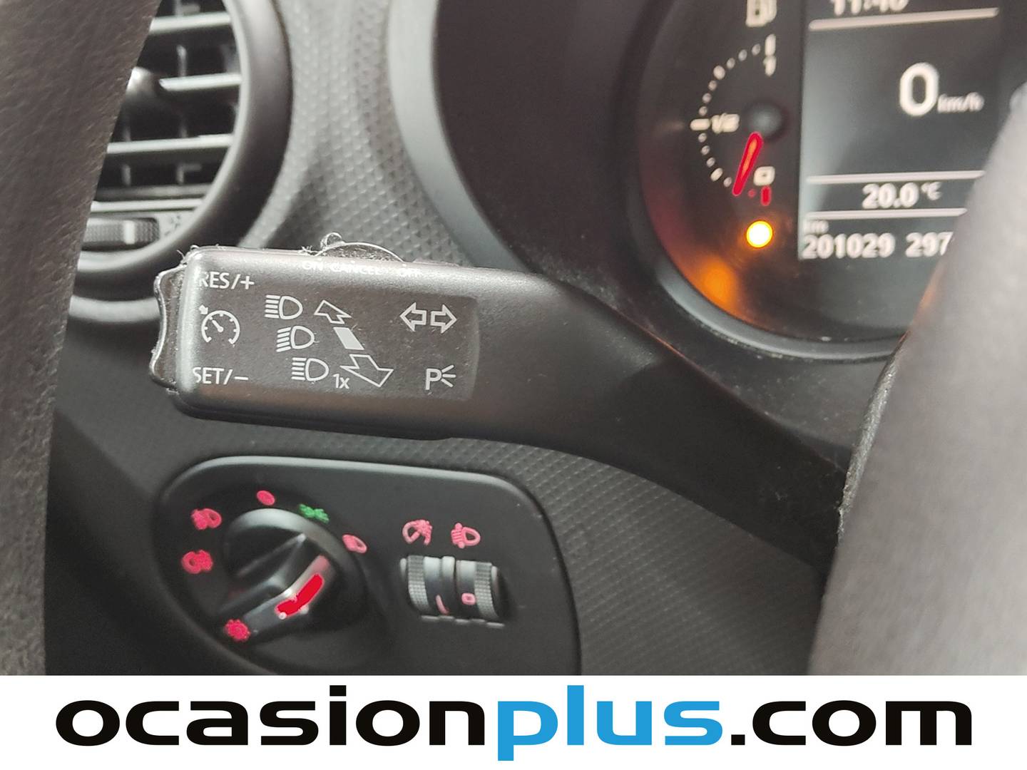 Extras y acabados del Seat León Seat León 1.2 TSI Reference Copa (105 CV)