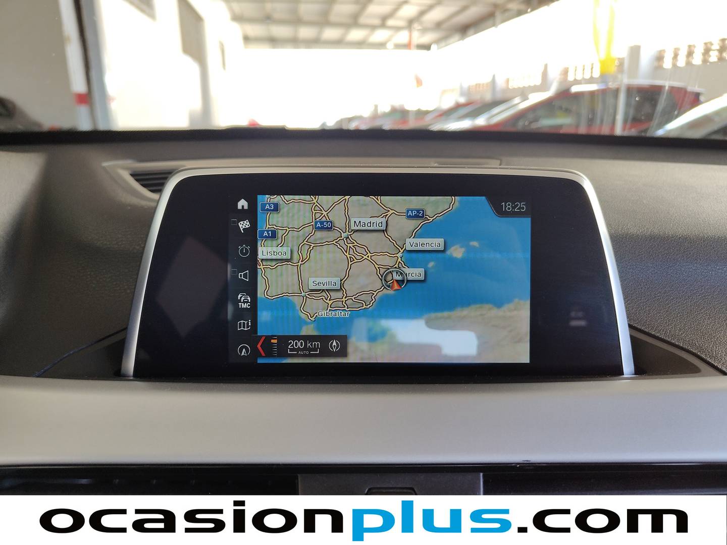 Extras y acabados del BMW X1 BMW X1 sDrive18d Business (150 CV)