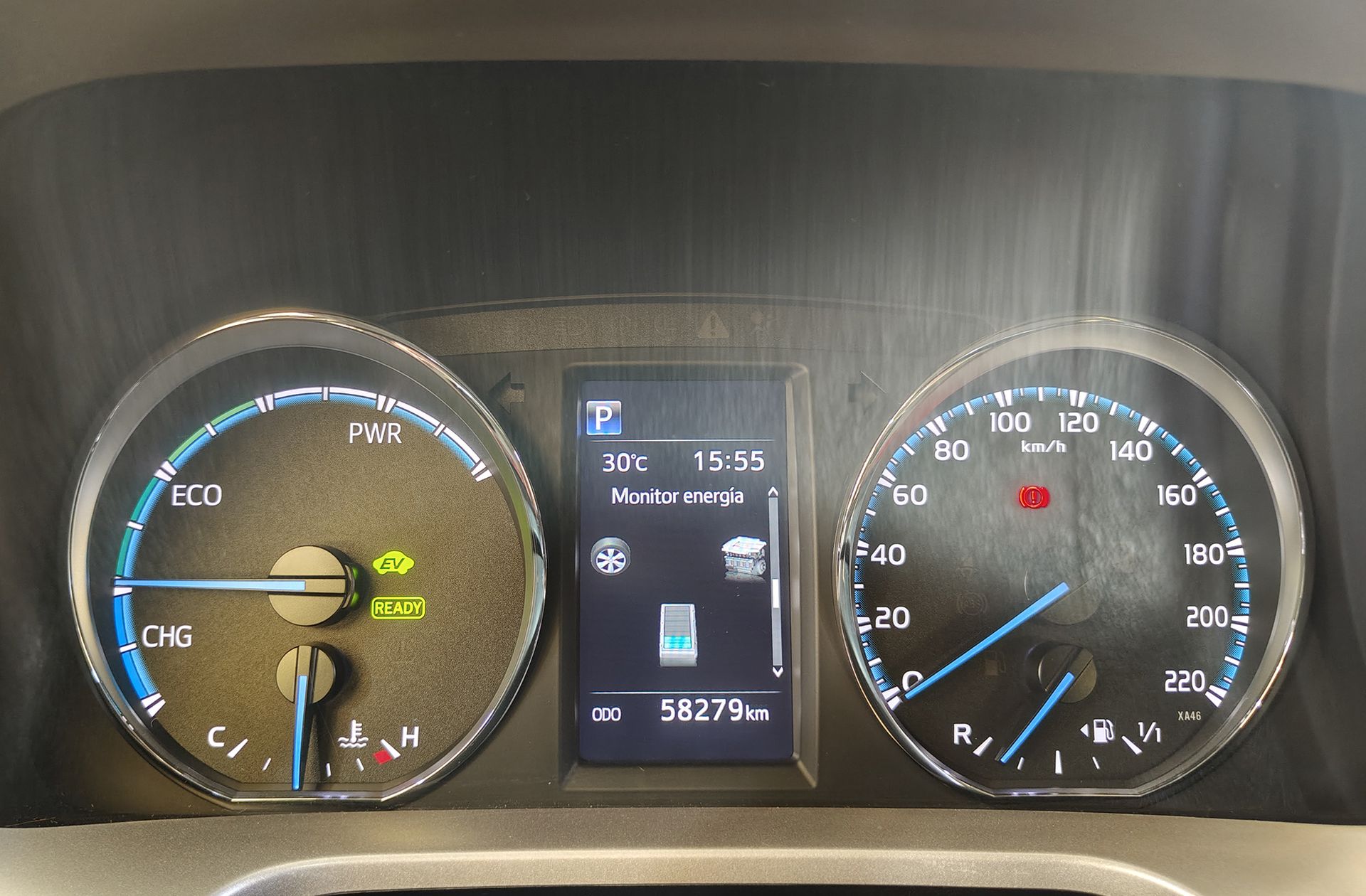 Toyota RAV4 2.5l hybrid Advance 2WD - foto 22