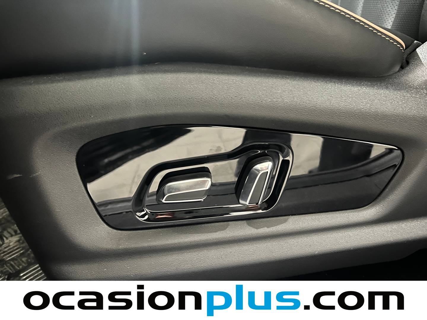 Foto OMODA 5 Omoda 5 1.6 T-GDI Premium DCT (185 CV)