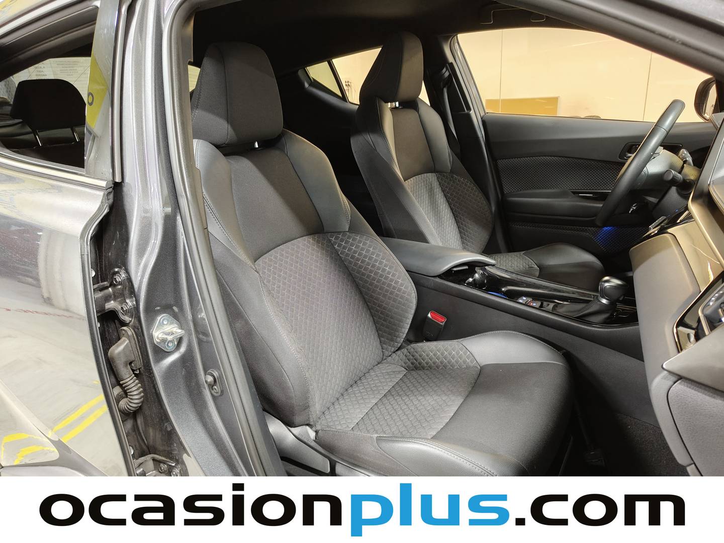 Toyota C-HR Toyota C-HR 180H Advance (184 CV) automático