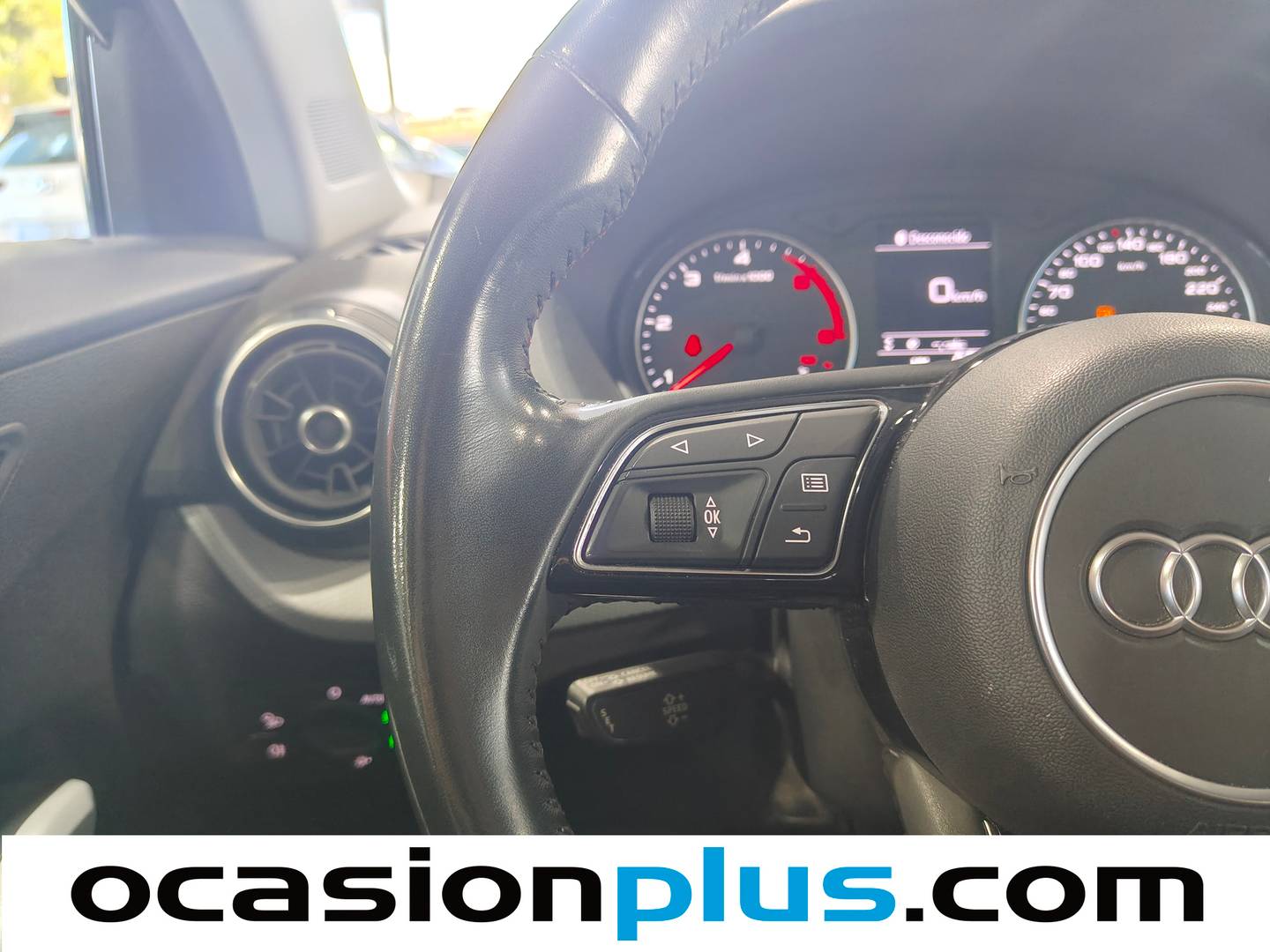 Audi Q2 Audi Q2 design 30 TDI (116 CV) seminuevo