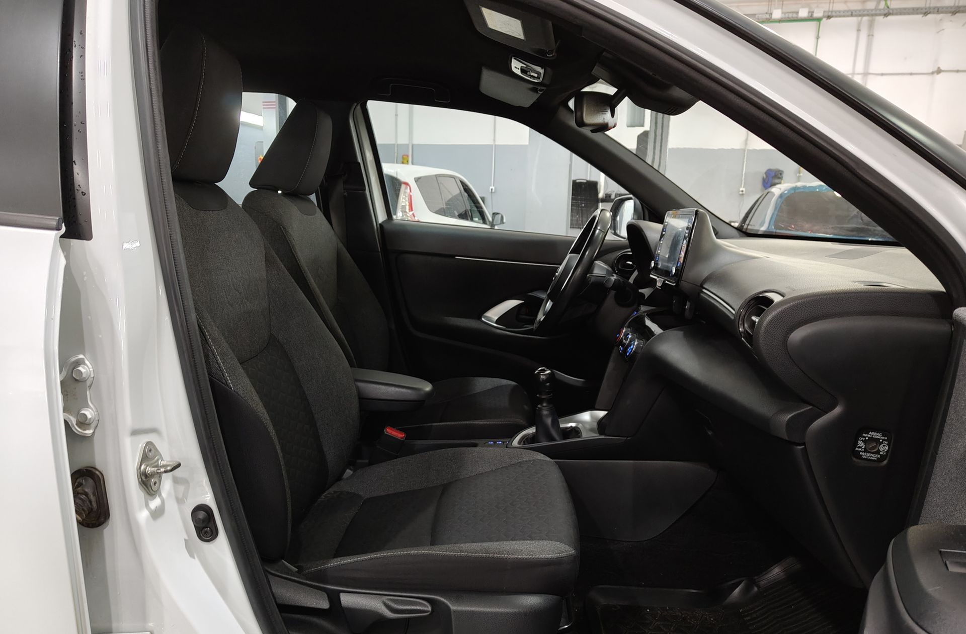 Toyota Yaris Cross 1.5 120H Style - foto 18