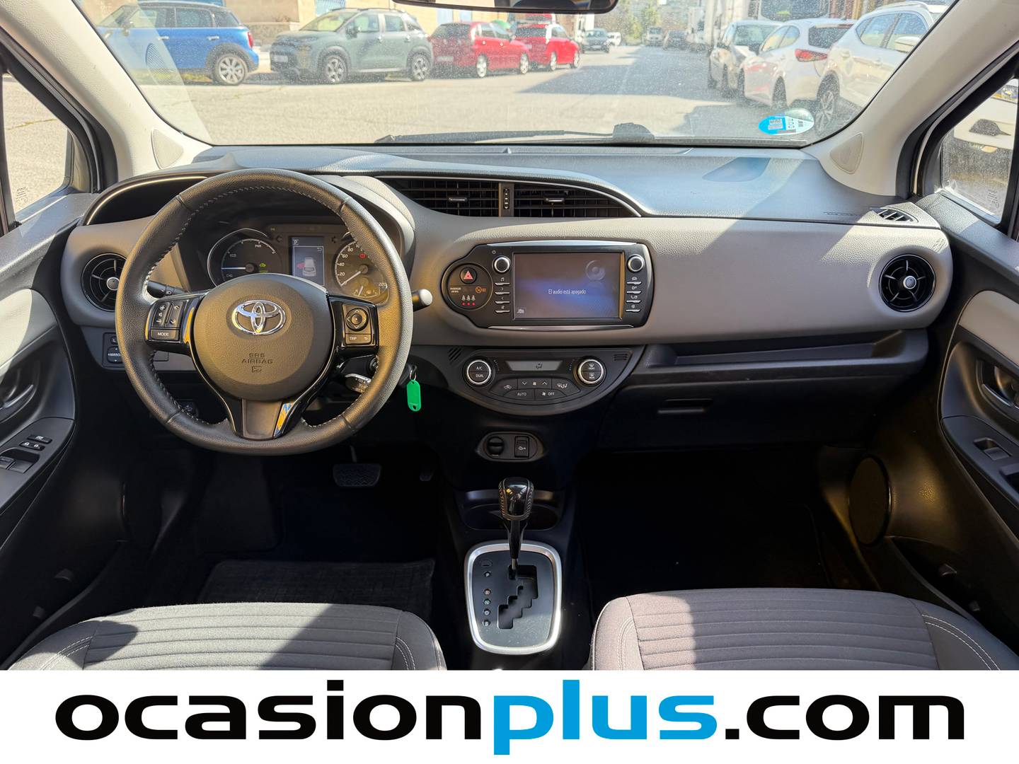 Extras y acabados del Toyota Yaris Toyota Yaris 1.5 100H Active (100 CV)