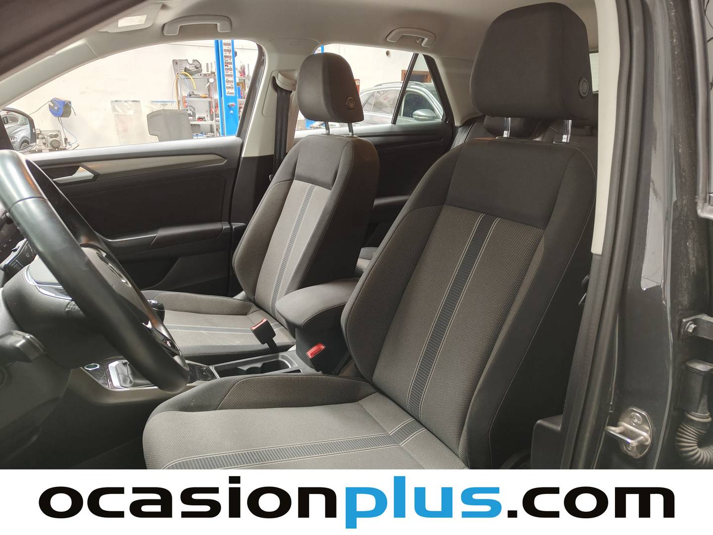 Foto asientos delanteros Volkswagen T-Roc Volkswagen T-Roc Advance 1.0 TSI (110 CV)