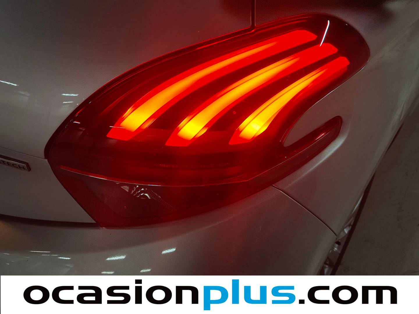 Equipamiento del Peugeot 208 Peugeot 208 PureTech 82 Style (82 CV)