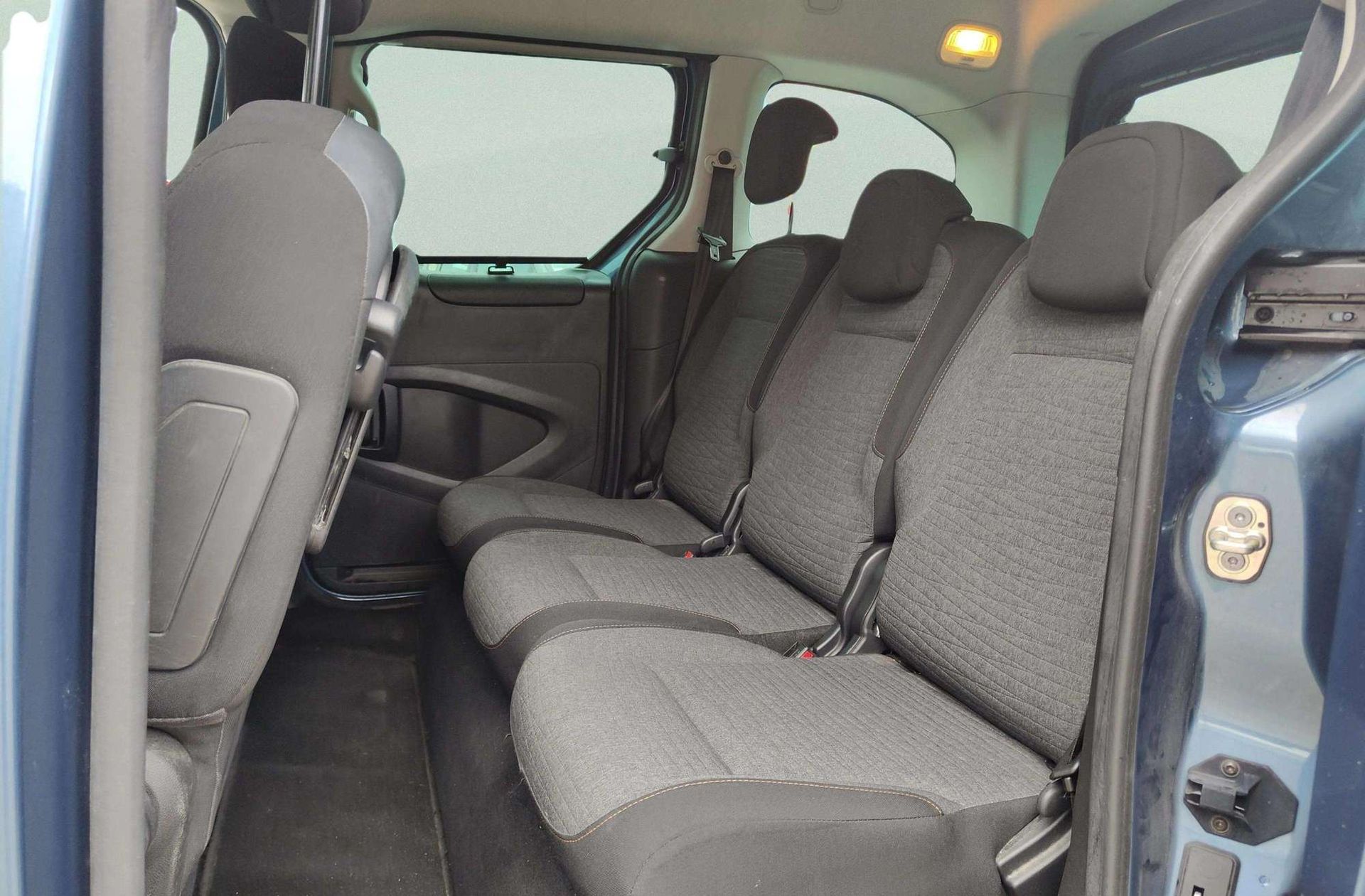 Citroën Berlingo Multispace 20 Aniversario PureTech - foto 11