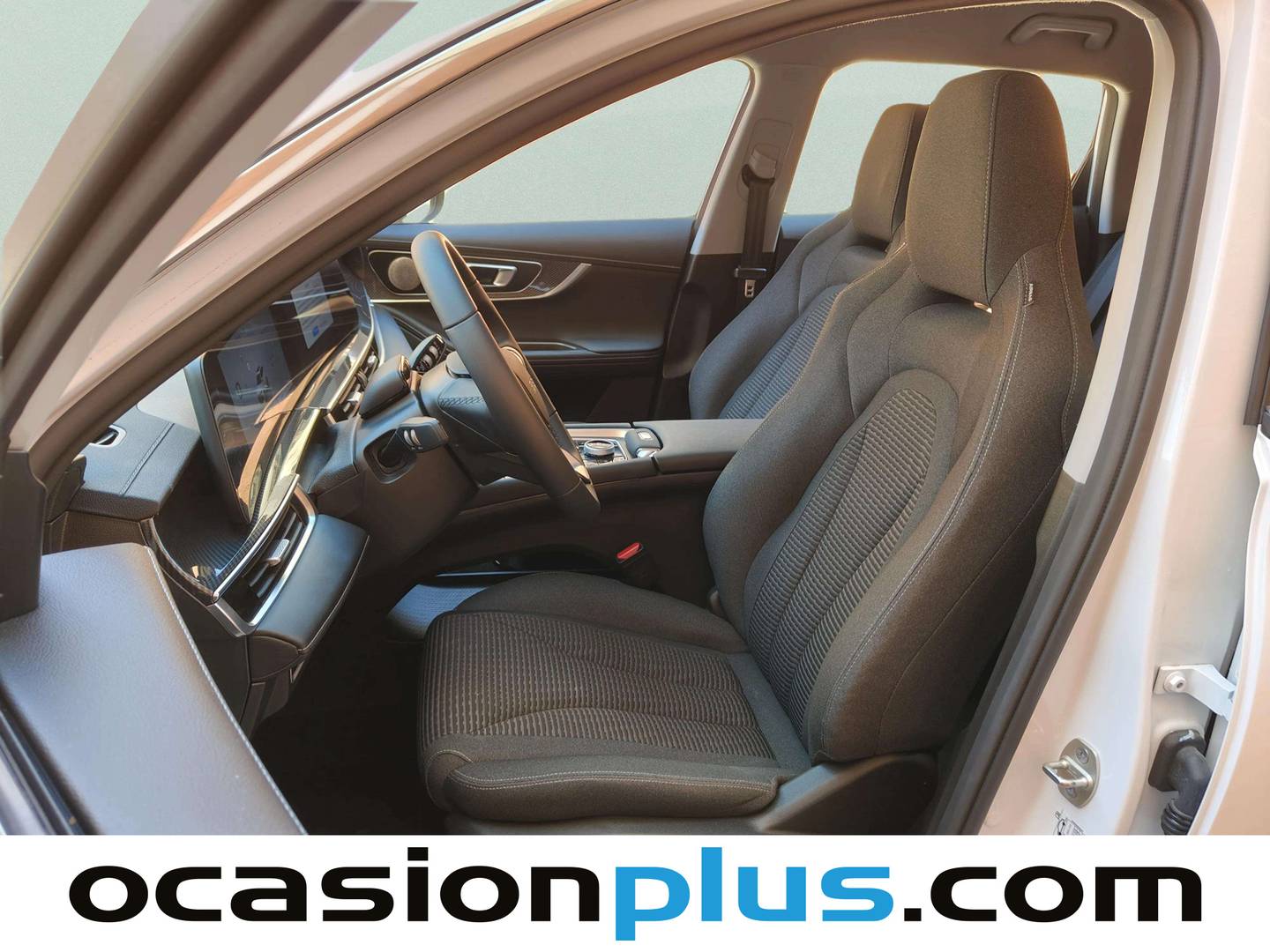 Foto asientos delanteros EBRO S700 EBRO S700 1.6 TGDI Comfort DCT (147 CV)