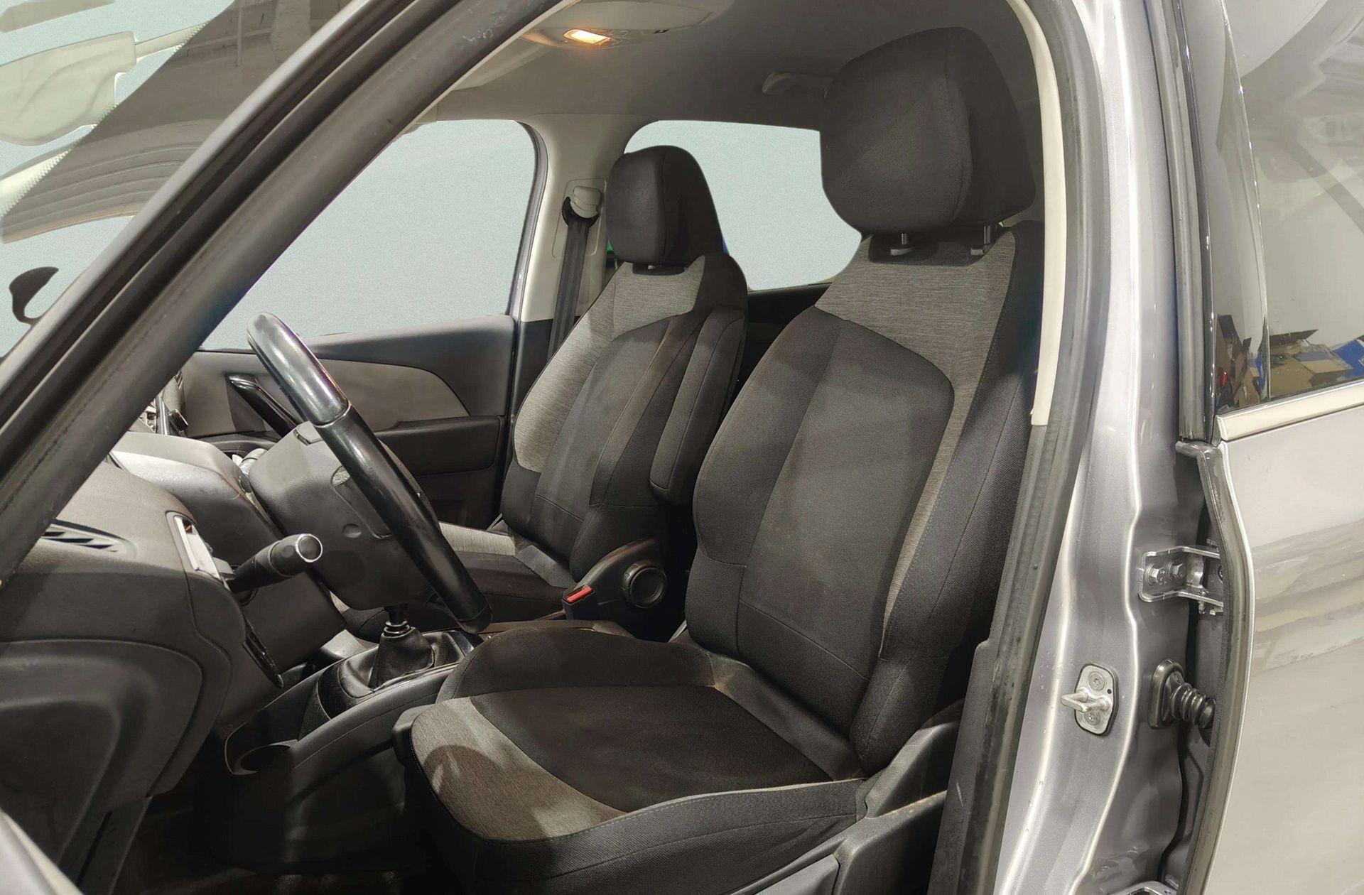 Citroën C4 Picasso PureTech 130 Feel - foto 10